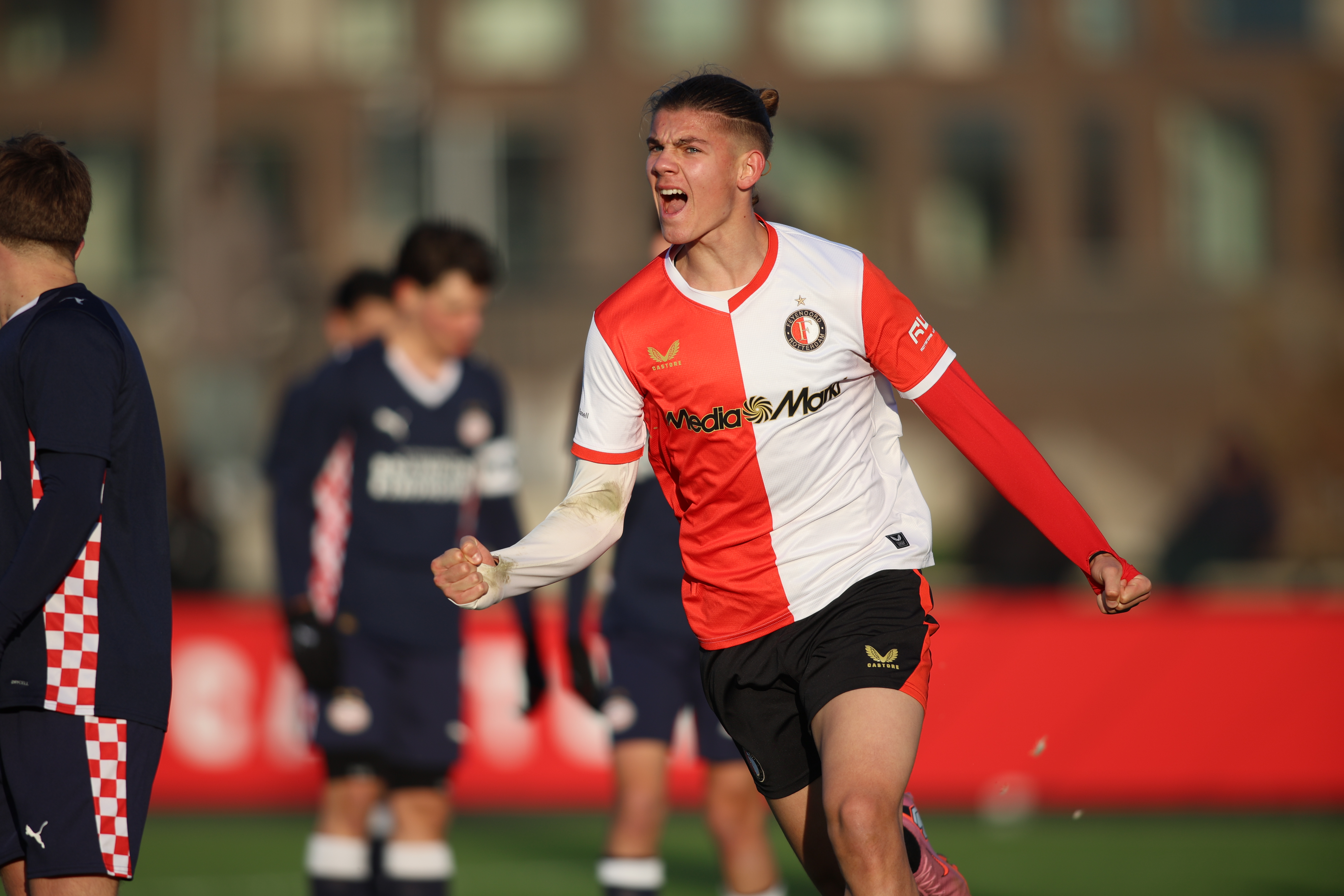 zakhar-vs-psv-o16-159