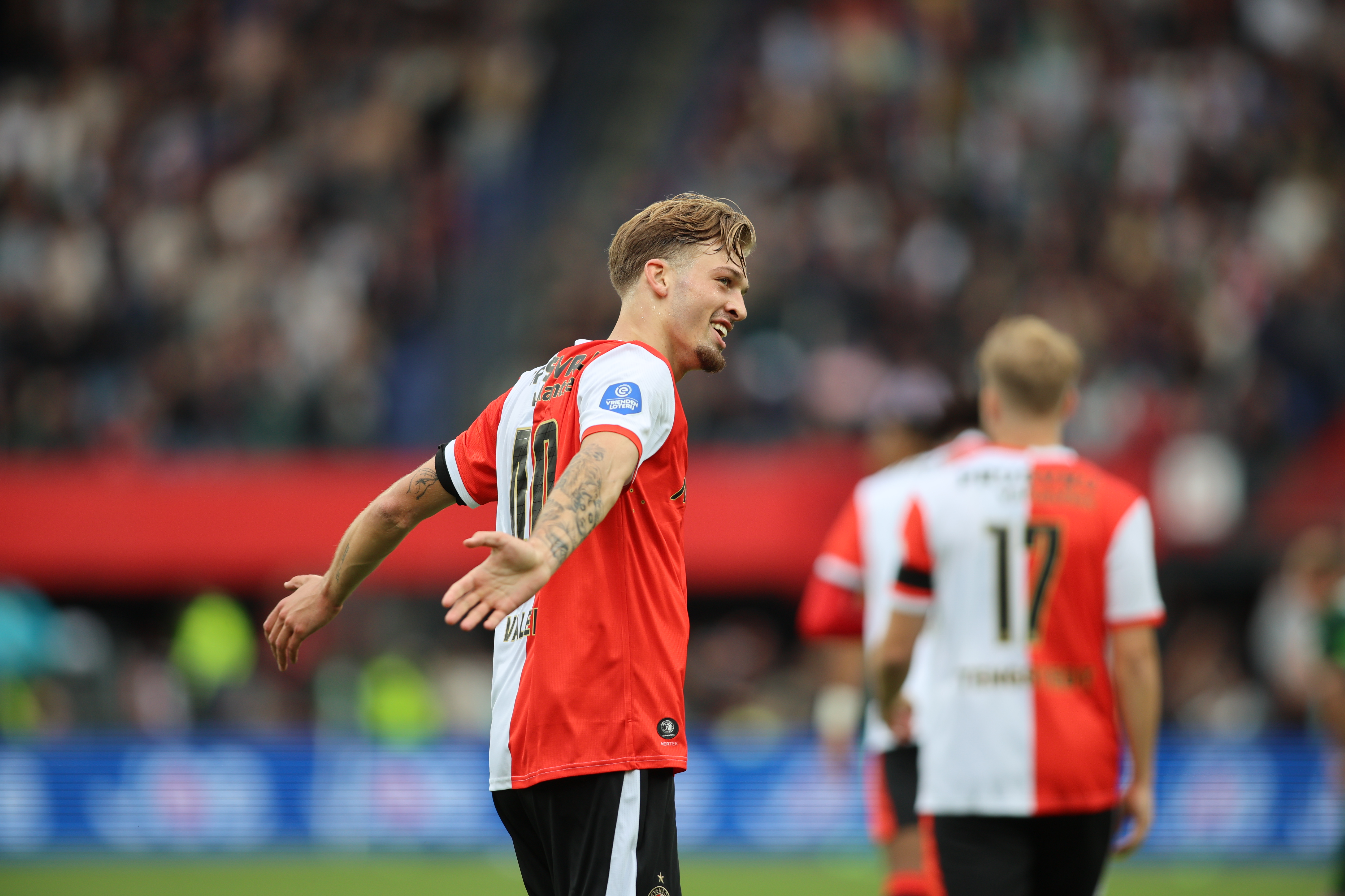 luciano-valente-vs-wolfsburg-jim-breeman-sports-photography-7