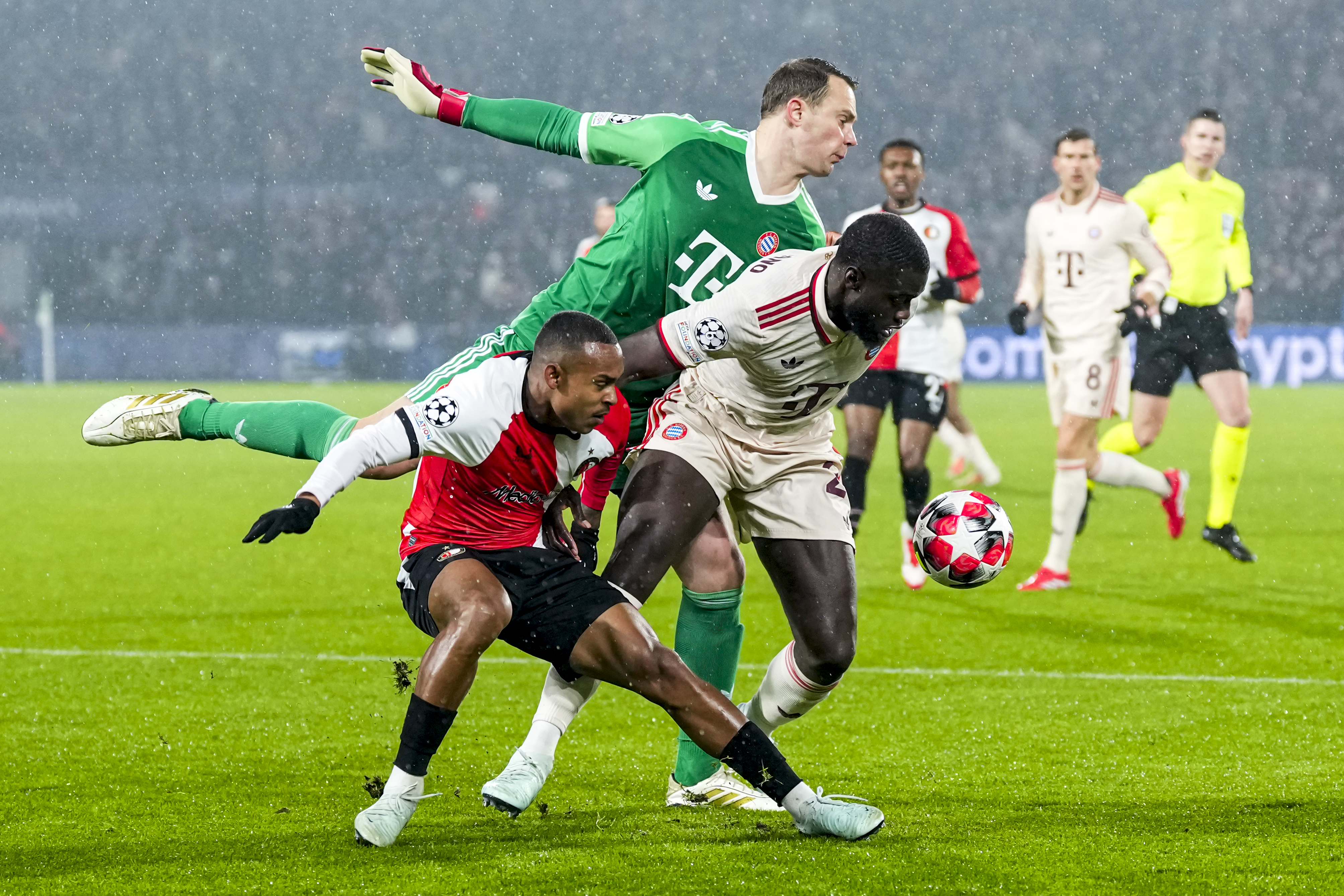 Achtste speelronde Champions League in aantocht; Op welke duels moet Feyenoord letten?