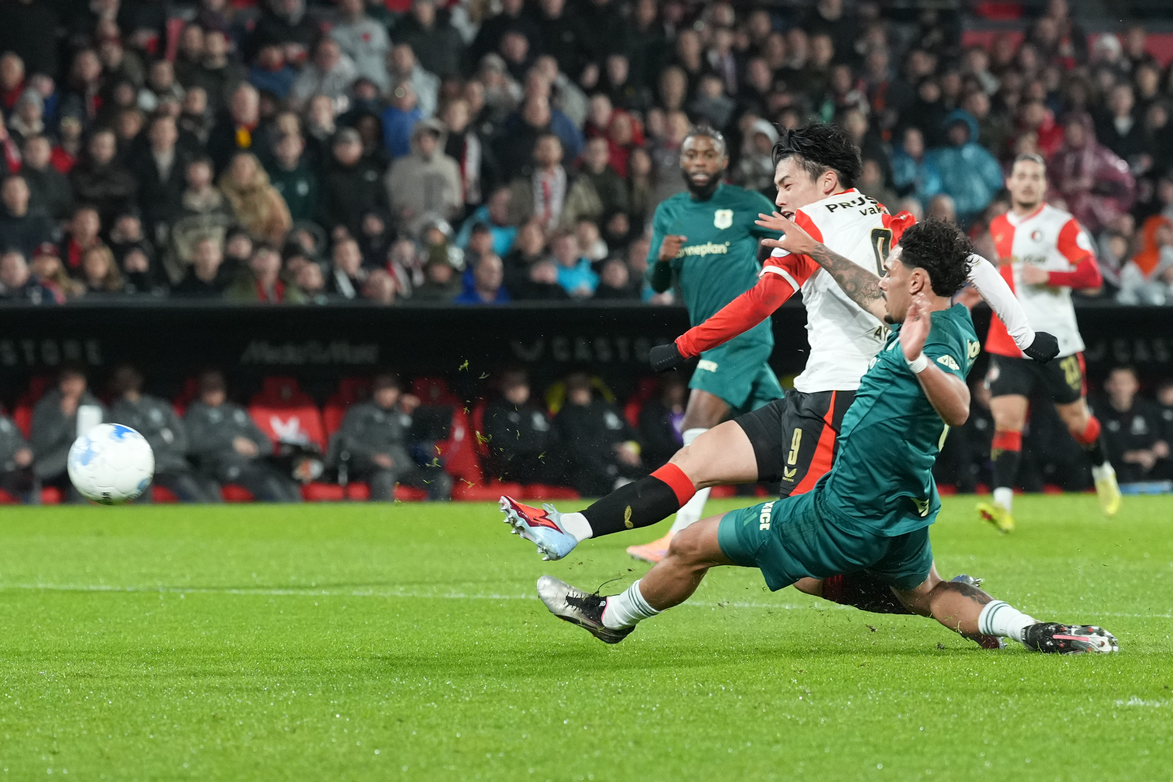 copyright-proshots-32383805