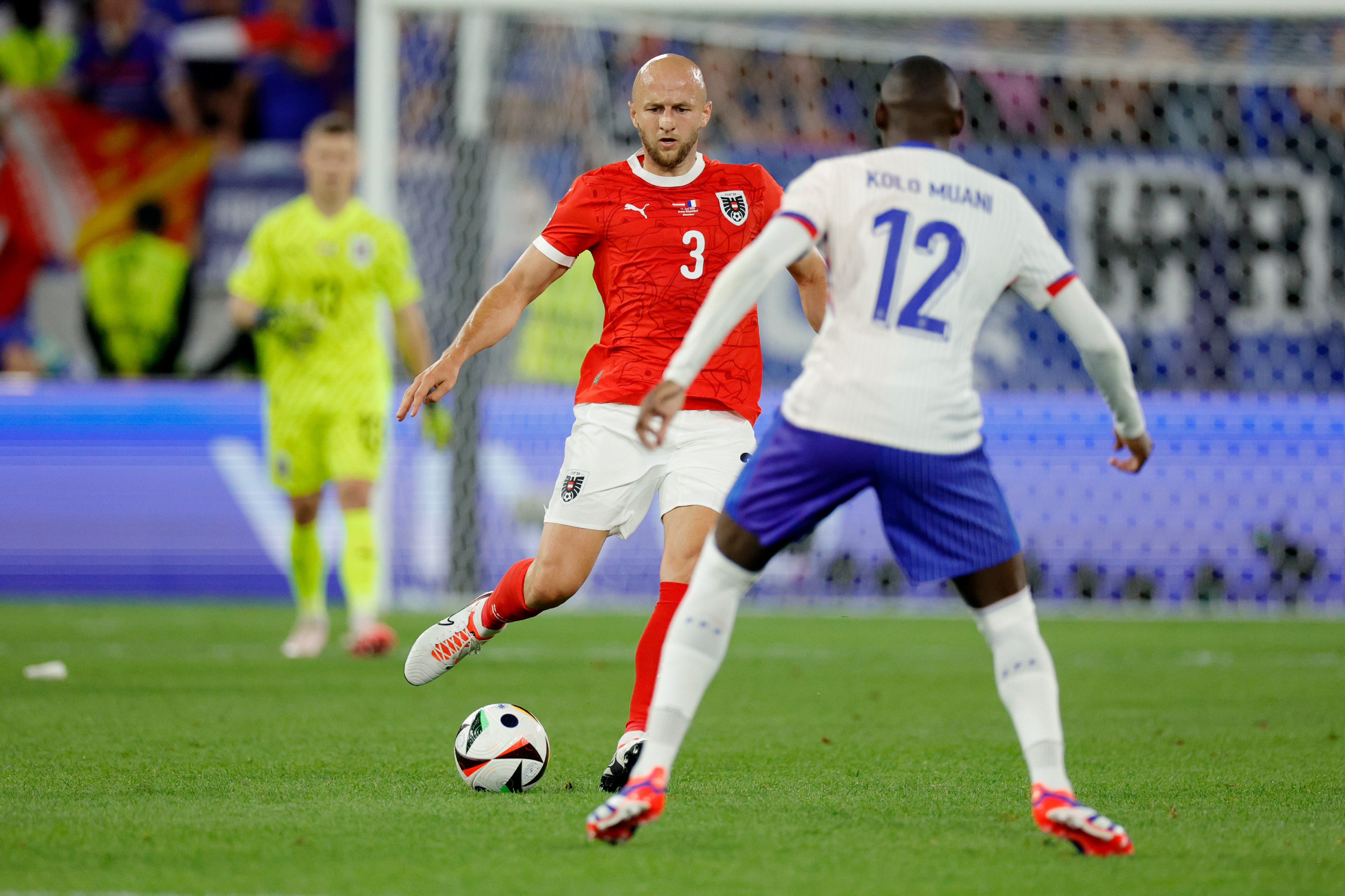 Trauner over eerste EK-minuten: "Het is mooi om je te mogen meten met dit soort spelers"