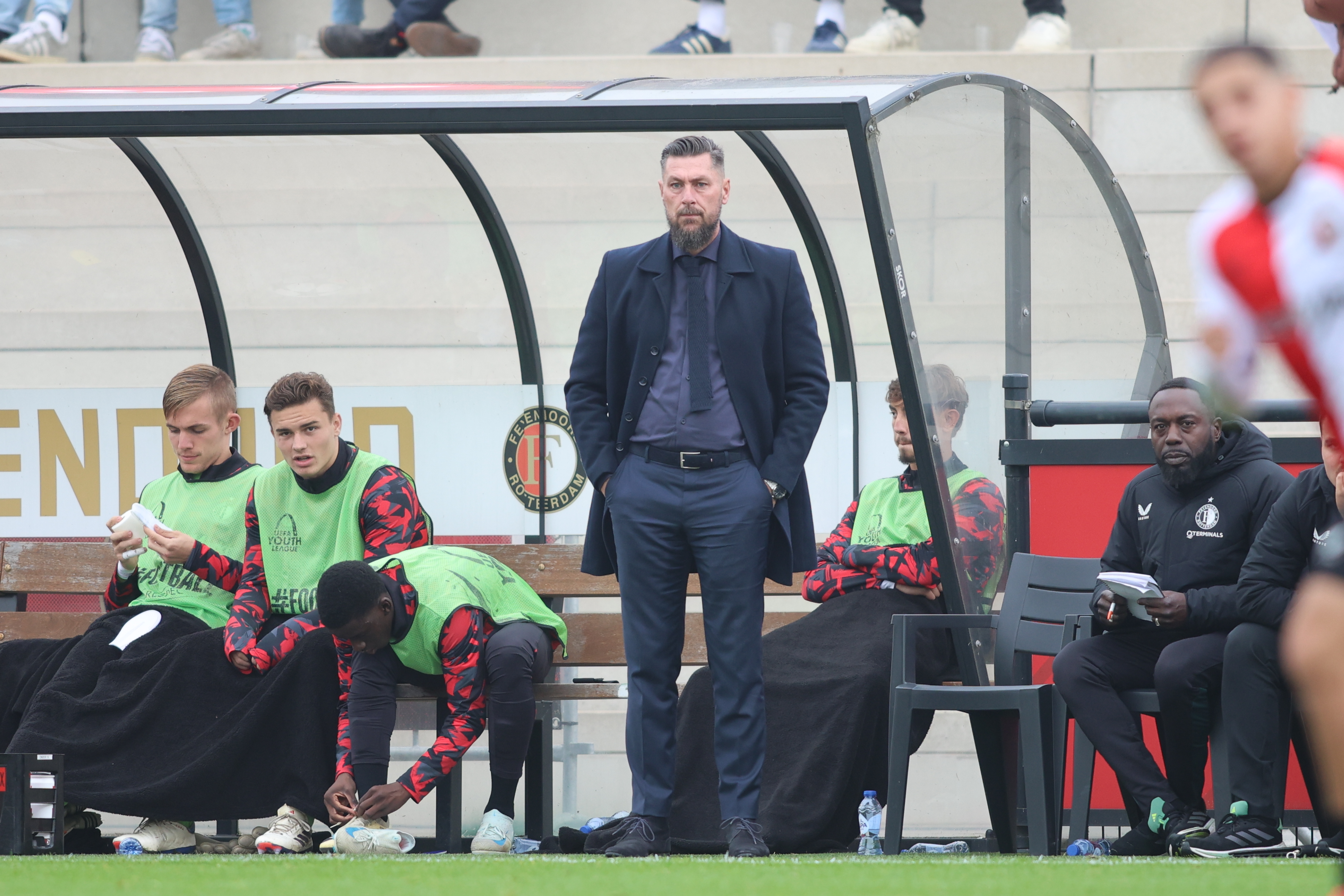 feyenoord-o19-fc-salzburg-o19-2-2-jim-breeman-sports-photography-101