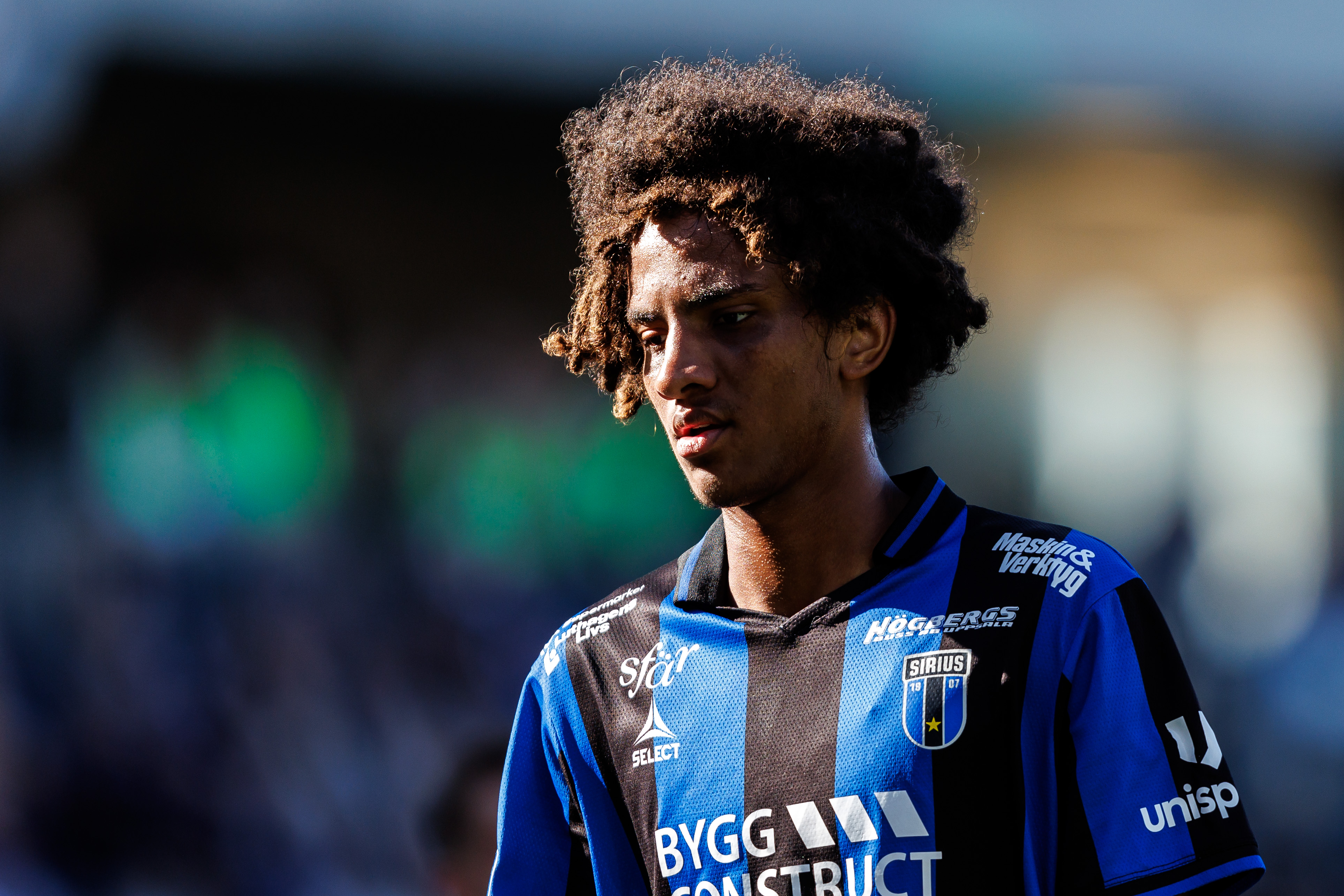 Officieel • Feyenoord versterkt zich met Malcolm Jeng