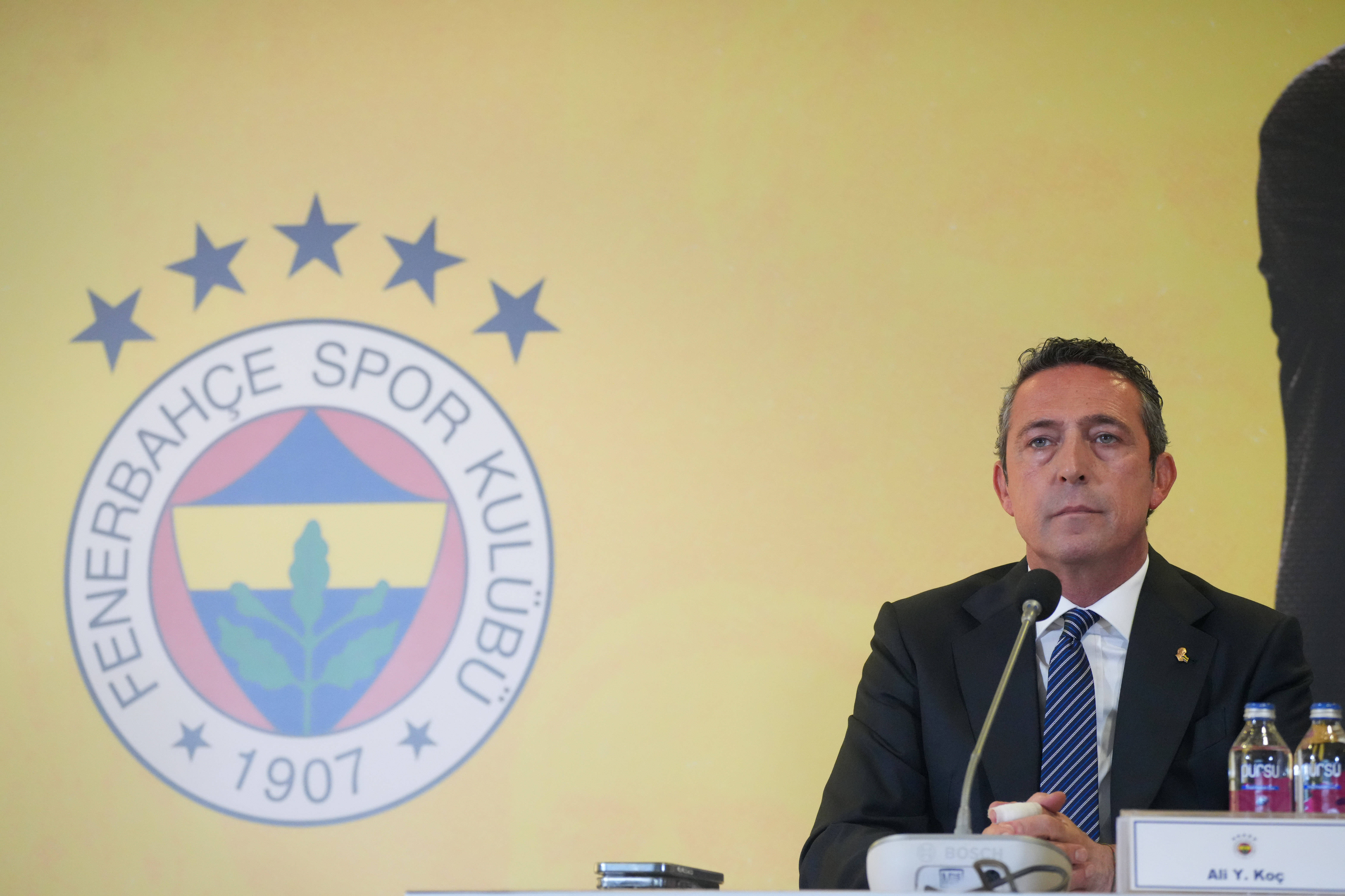 Fenerbahçe-voorzitter waarschuwt Feyenoord: "Er staan twee nieuwe aanwinsten klaar"