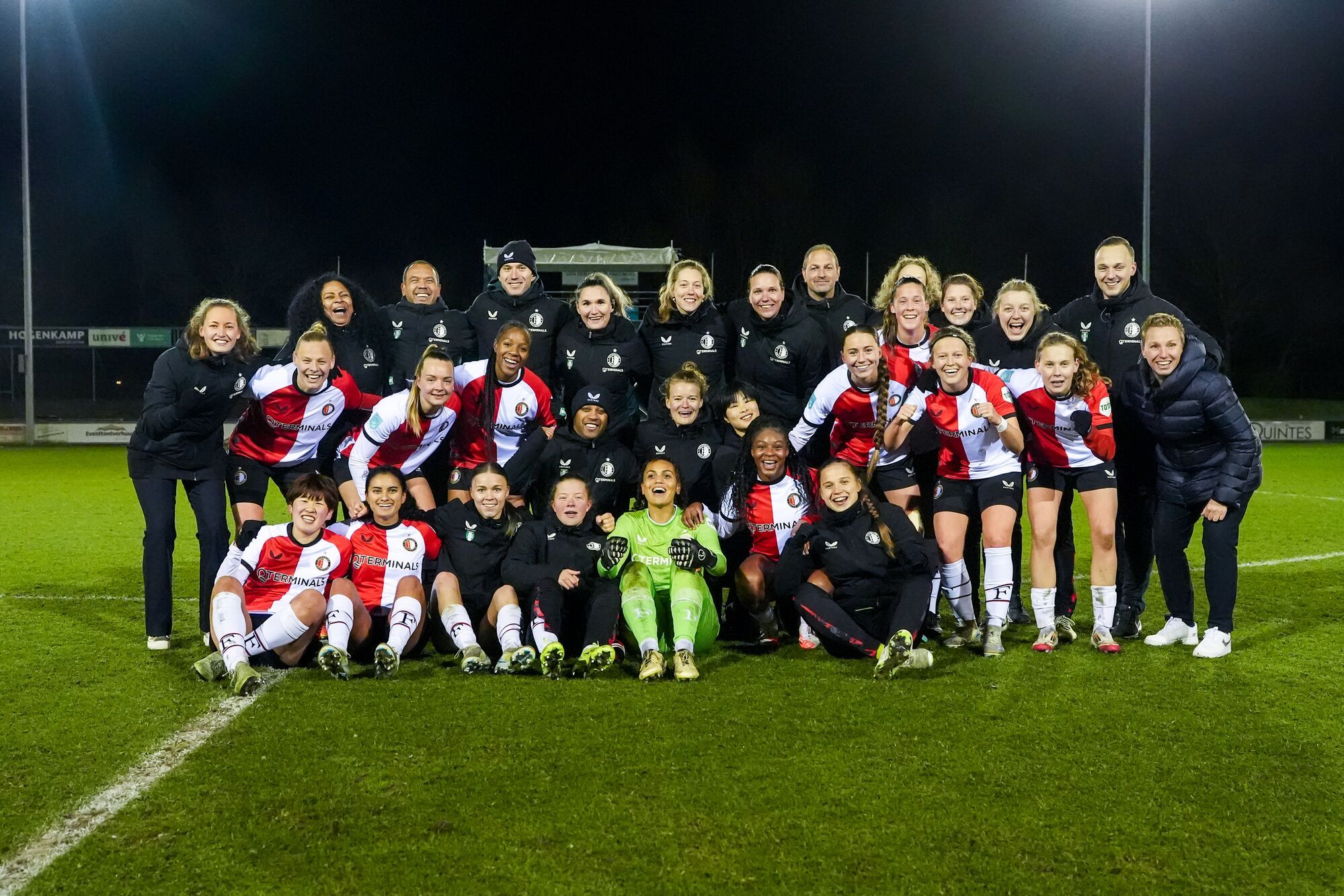 Feyenoord loot een thuiswedstrijd tegen PSV in halve finale KNVB-beker