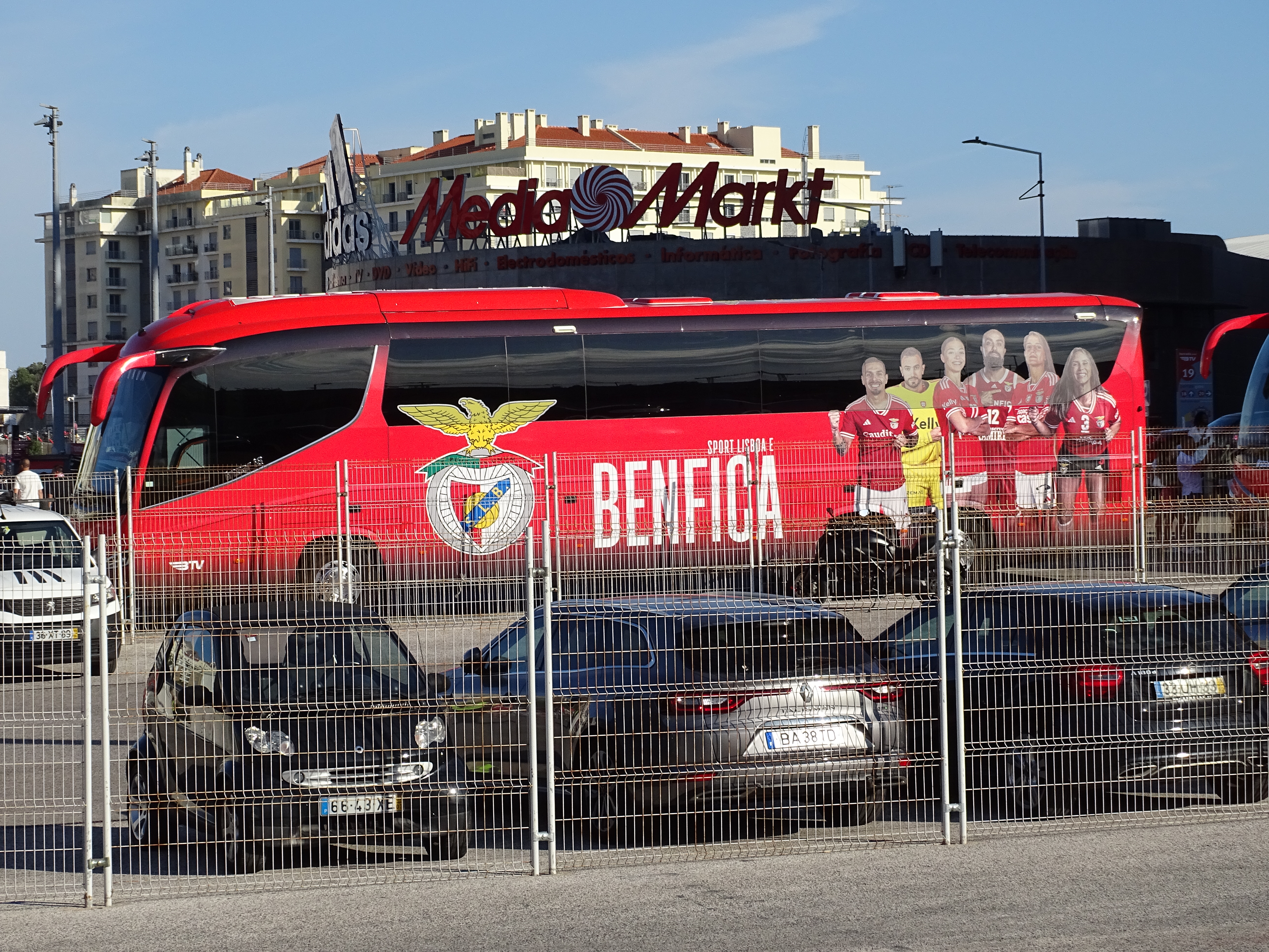 benfica-feyenoord-5-0-eusebio-cup-jim-breeman-sports-photography-3