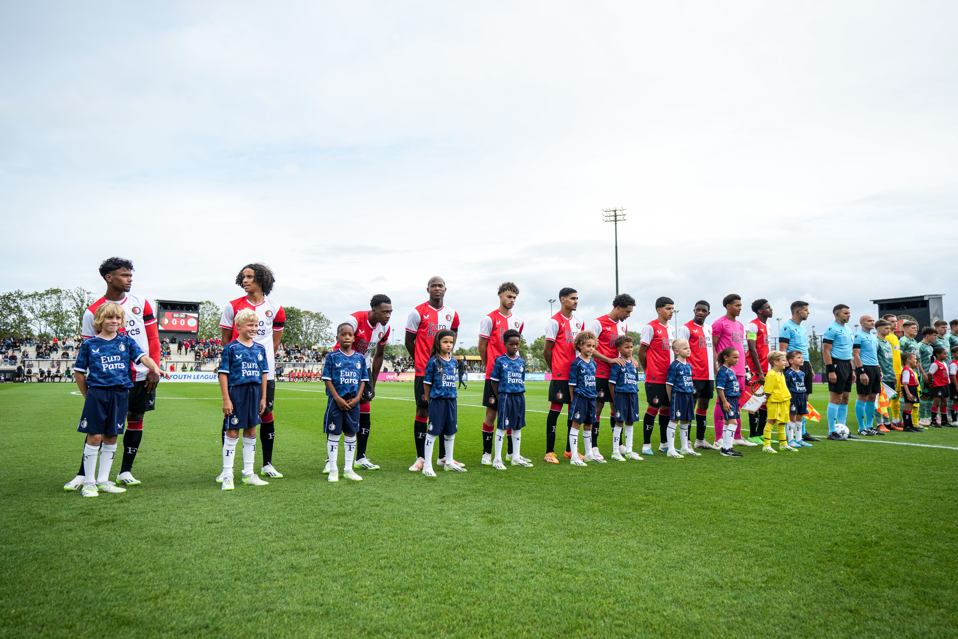 Kaartverkoop UEFA Youth League-duels op Varkenoord per direct gestart