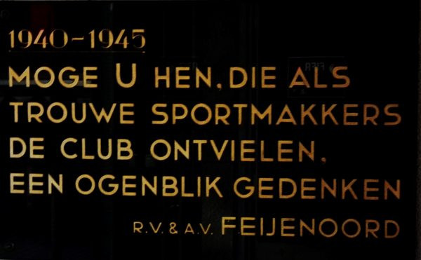 4 MEI • Opdat wij onze ontvallen Feyenoorders nooit zullen vergeten