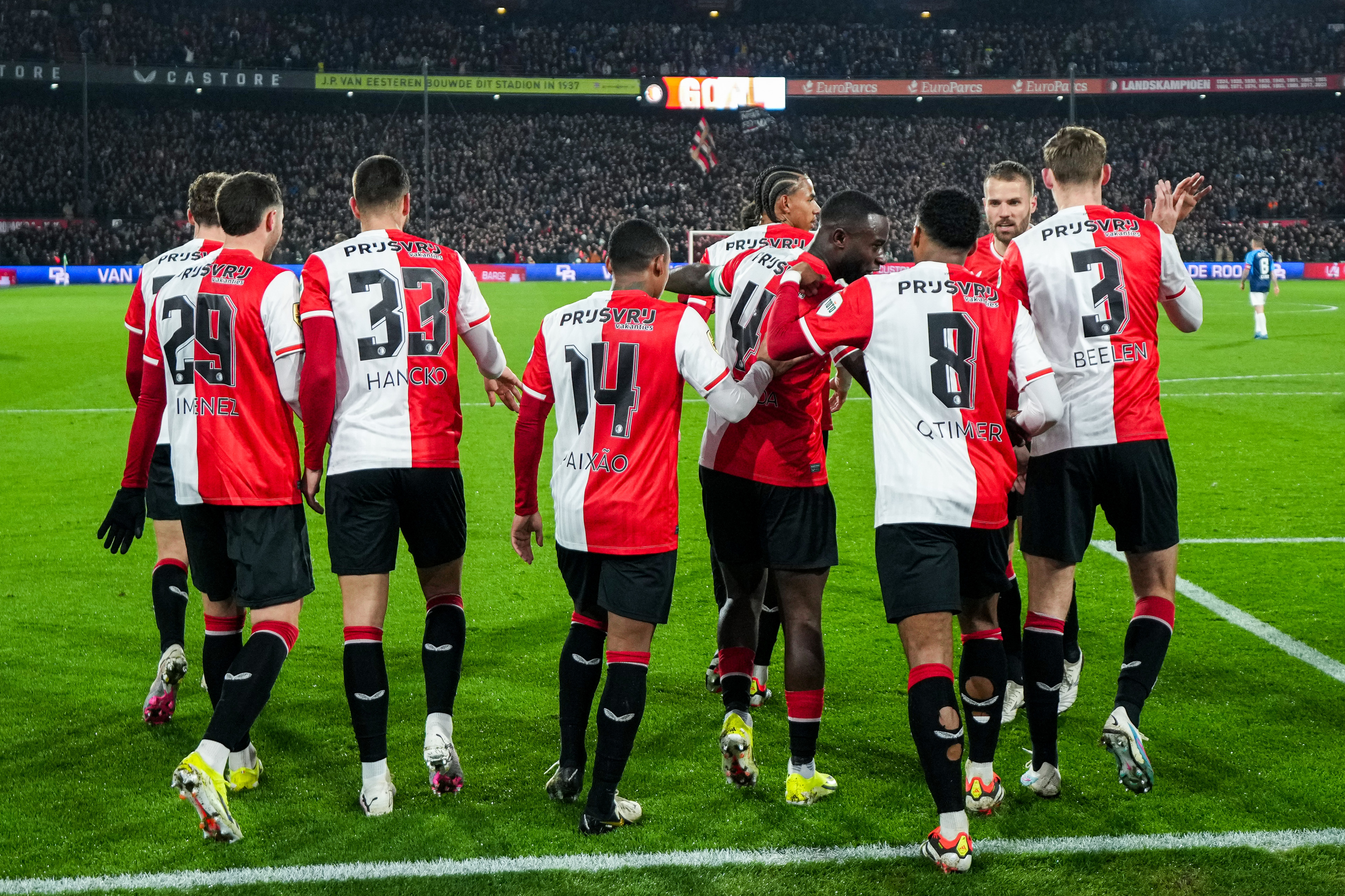 Beoordeel de spelers voor de wedstrijd Feyenoord - AZ (2-0)