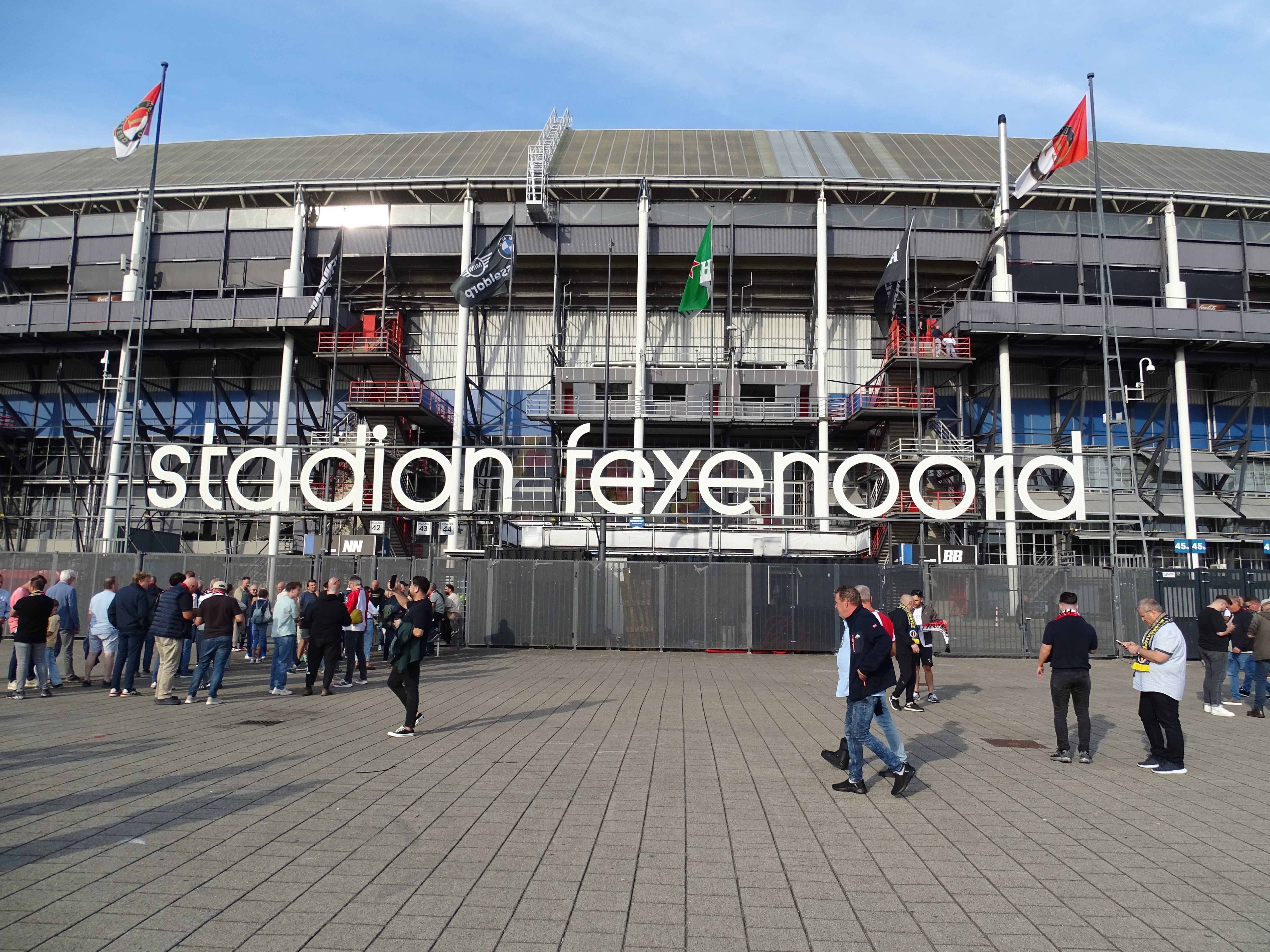 Column: Na de Vrienden van Feyenoord nooit meer een externe aandeelhouder!