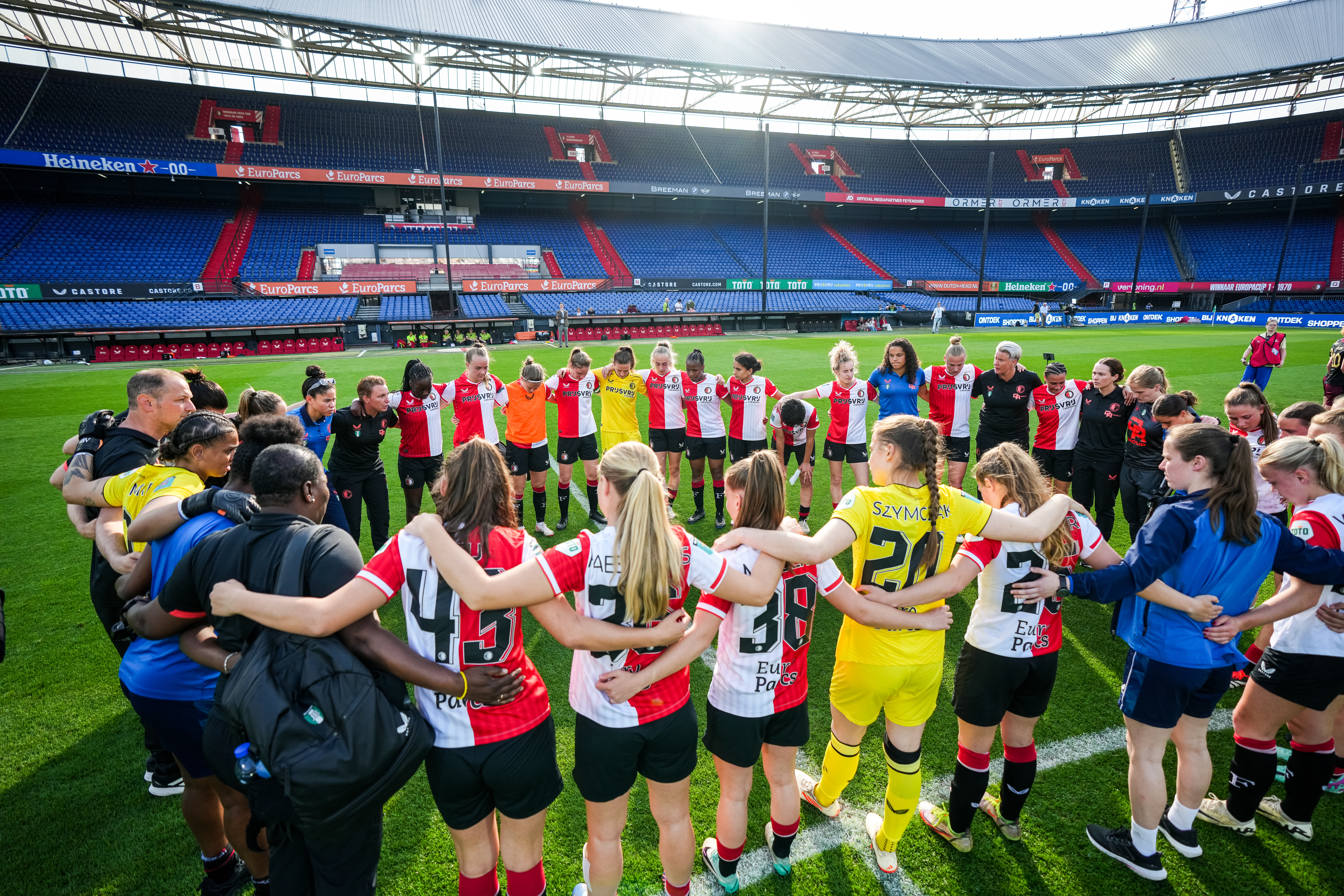 Eerste oefenwedstrijden Feyenoord V1 bekend