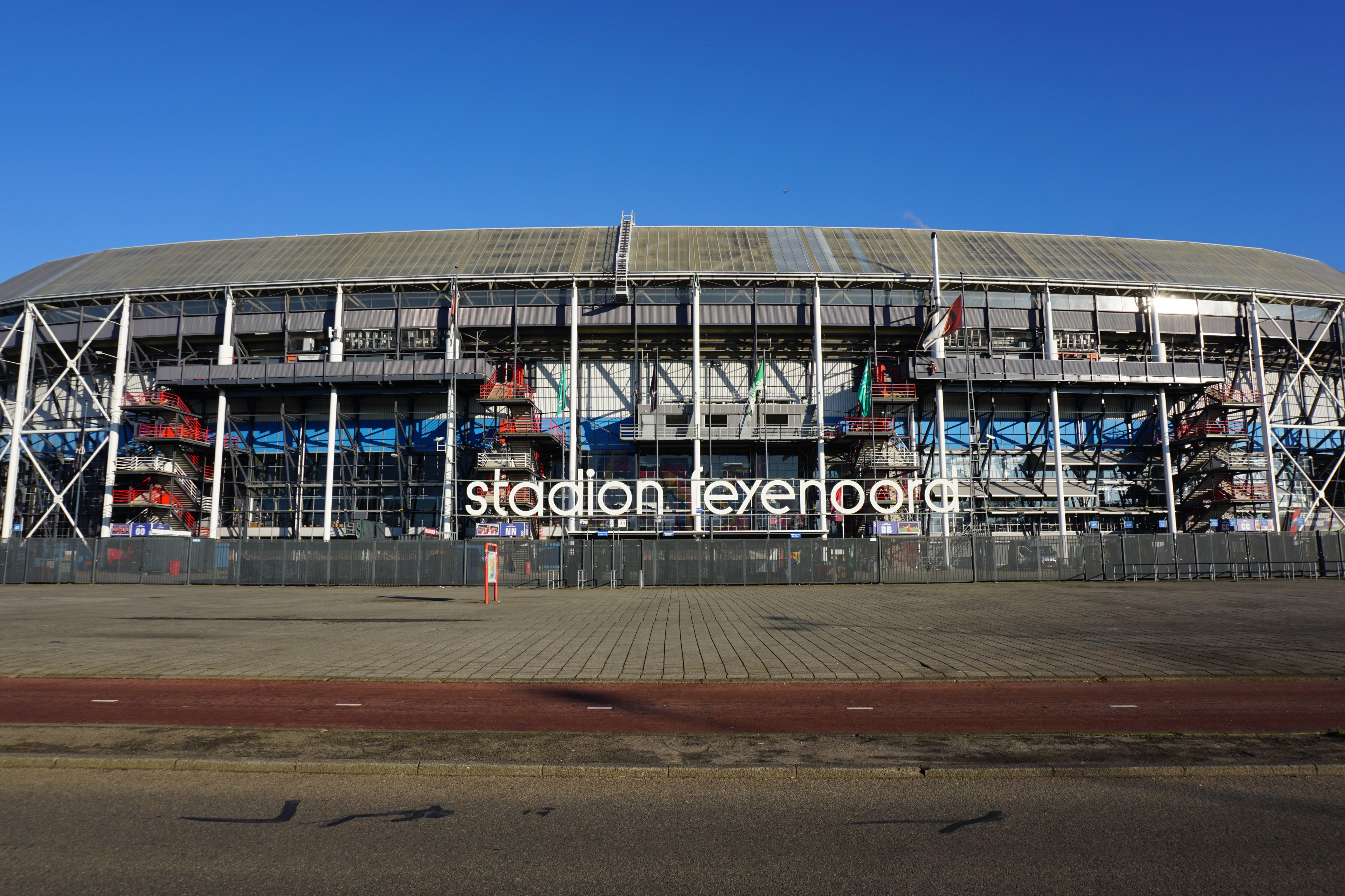 “De Sportclub was eigenaar van het Stadion, de rest alleen gesprekspartner”