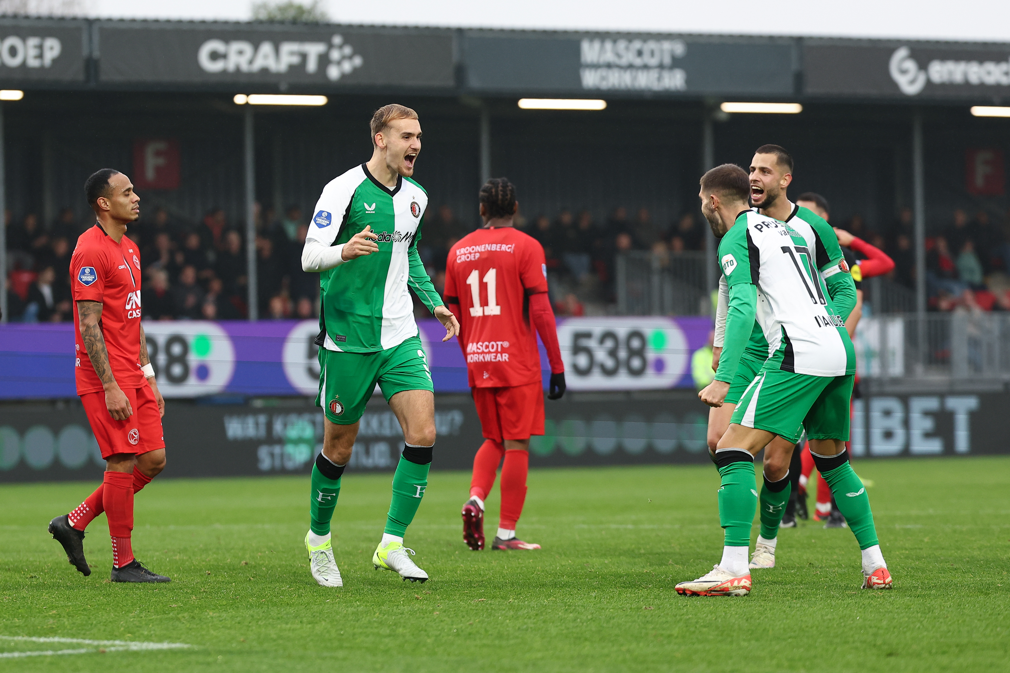 Beelen over zijn eerste goal: "Laten we met één beginnen, dat is al knap voor mij"