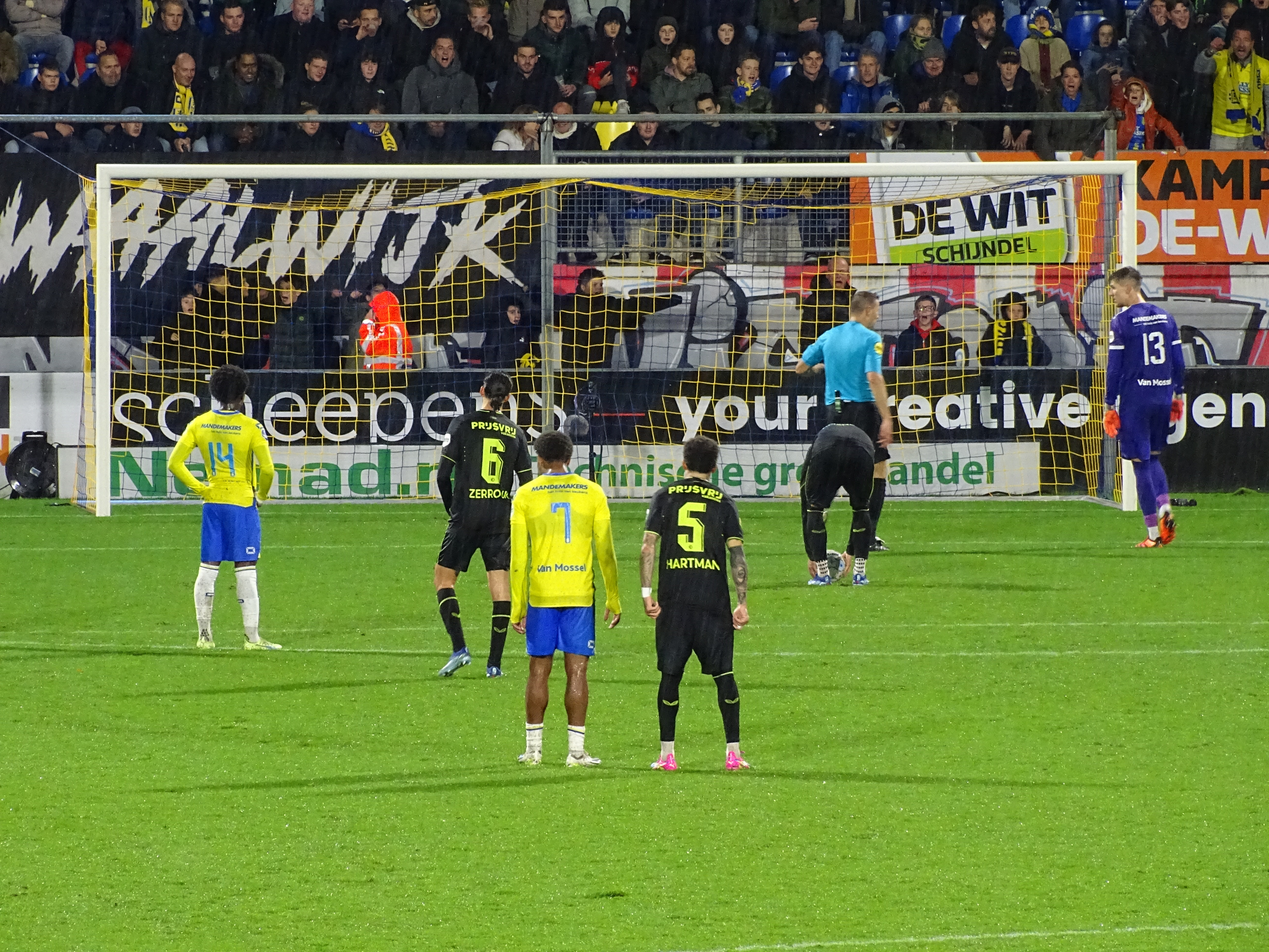 rkc-waalwijk-feyenoord-1-2-jim-breeman-sports-photography-17