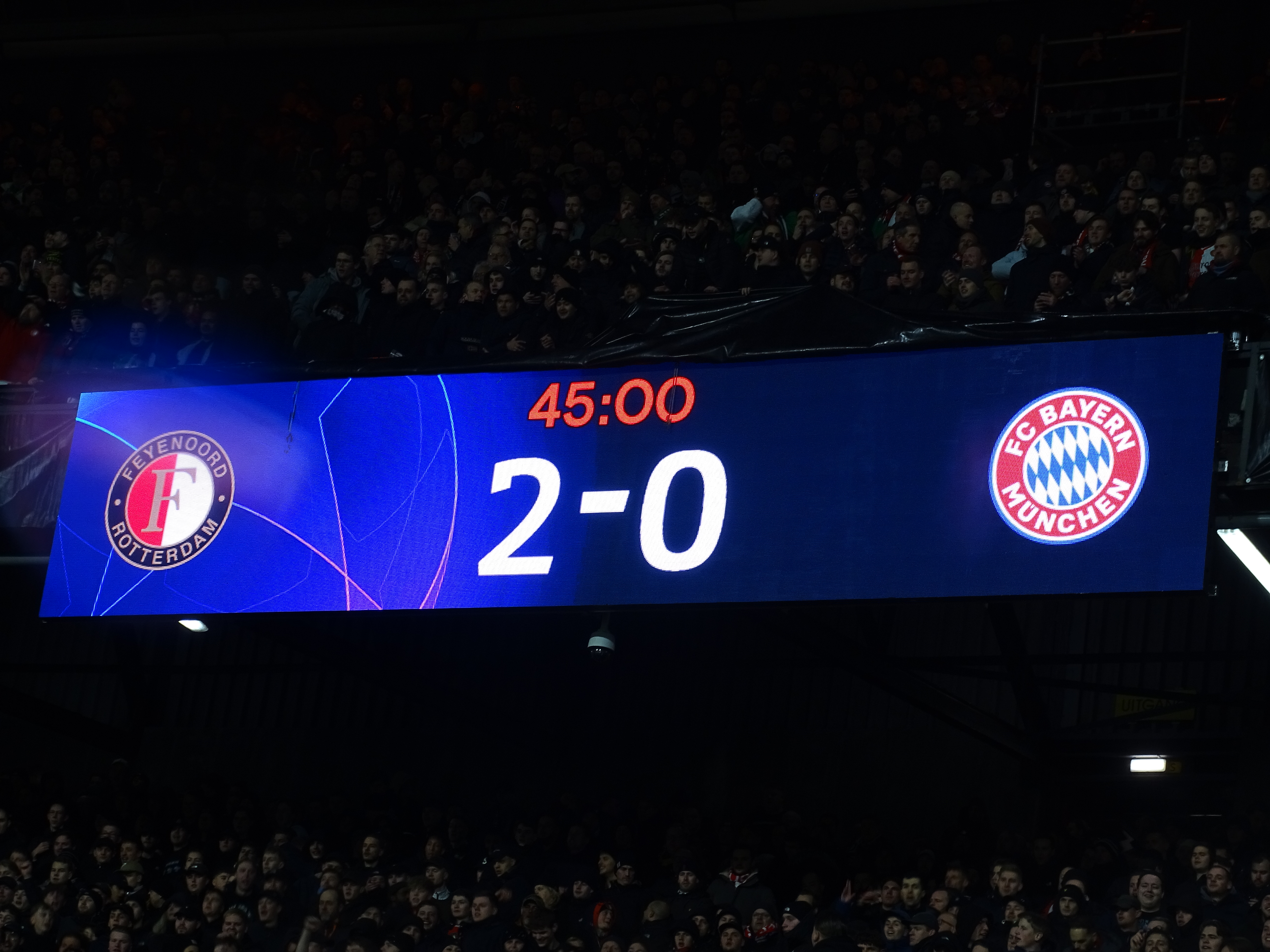 feyenoord-fc-bayern-munchen-3-0-jim-breeman-sports-photography-28