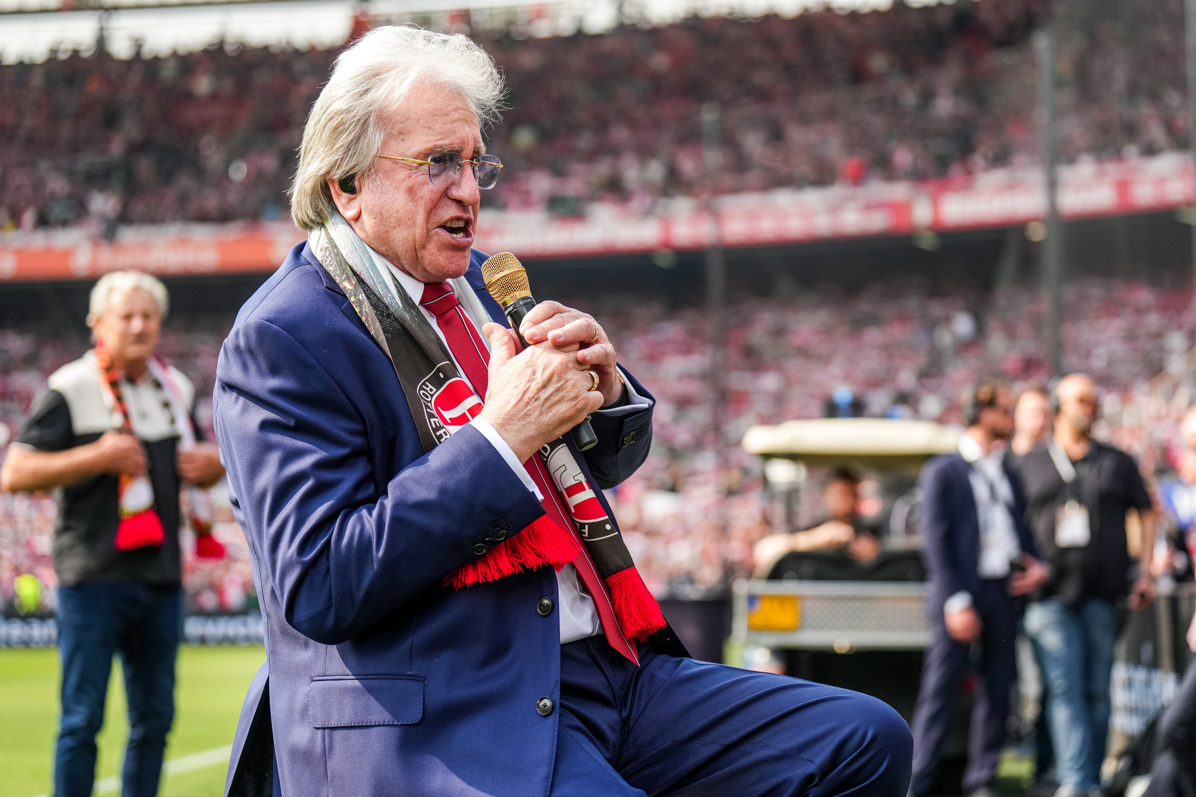 “Ik treed niet op in De Kuip, dat past niet volgens de organisatie"