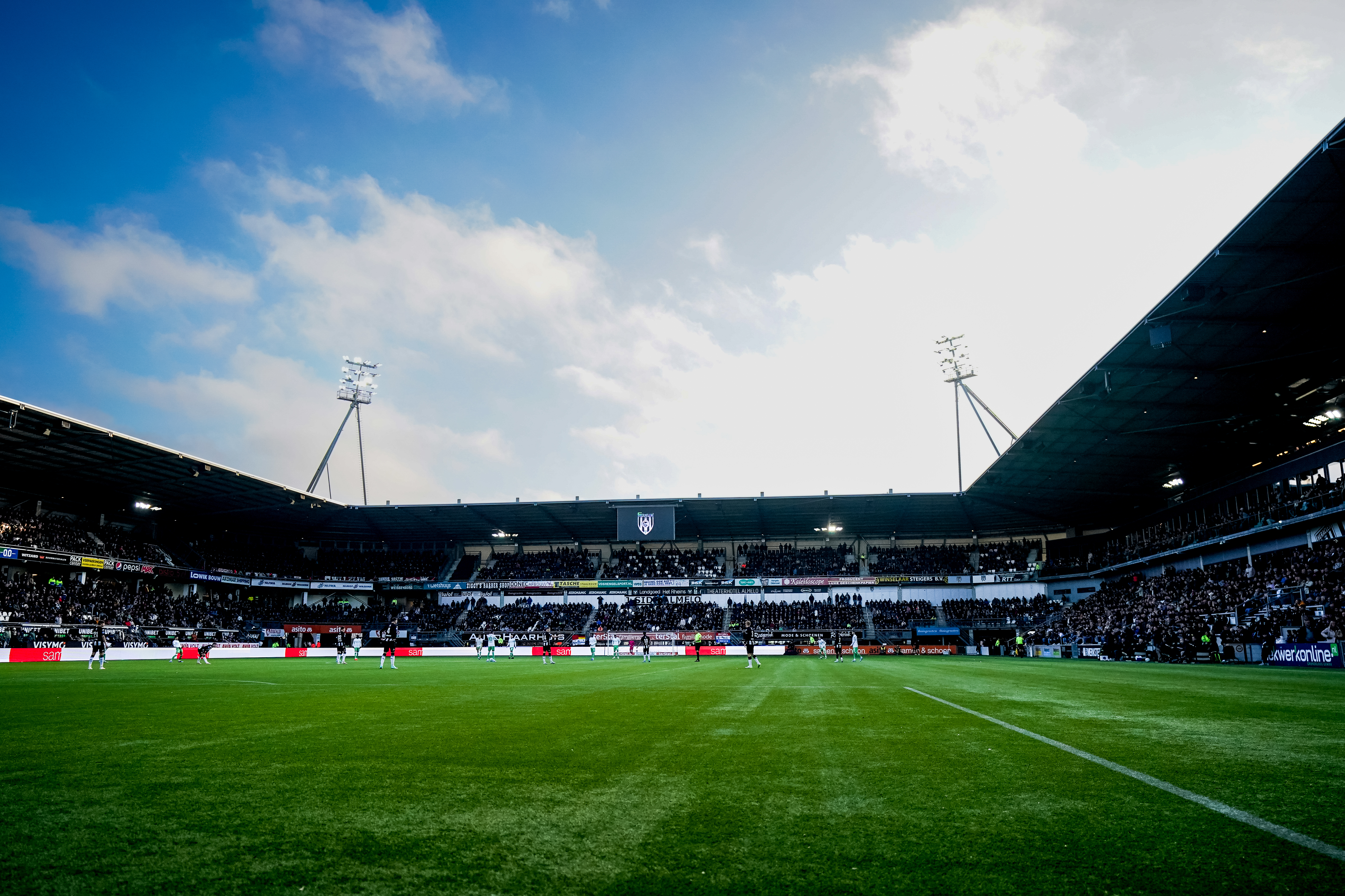 Matchday • Feyenoord op bezoek bij Heracles Almelo