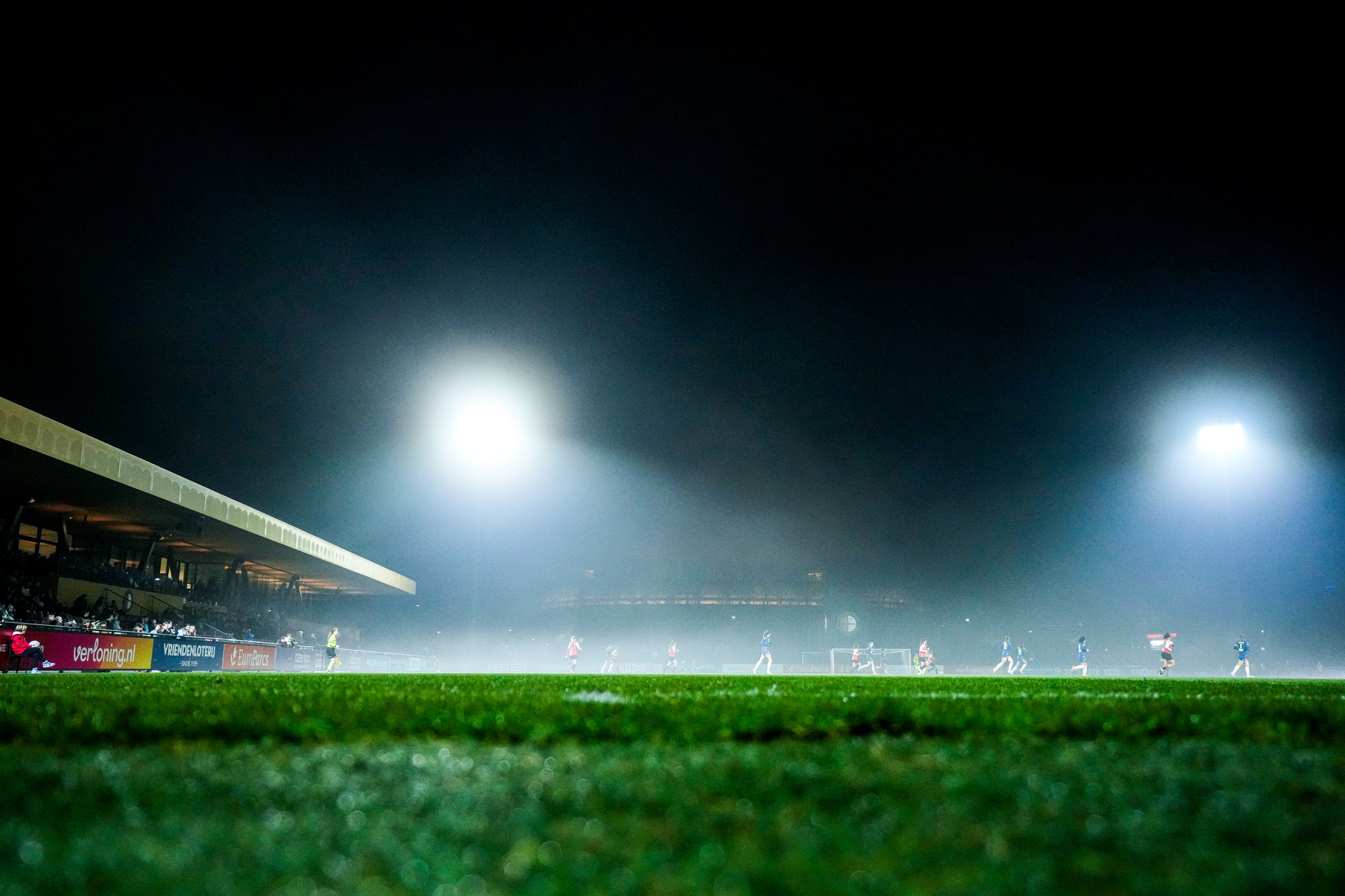 Feyenoord V1 komt tekort tegen PSV