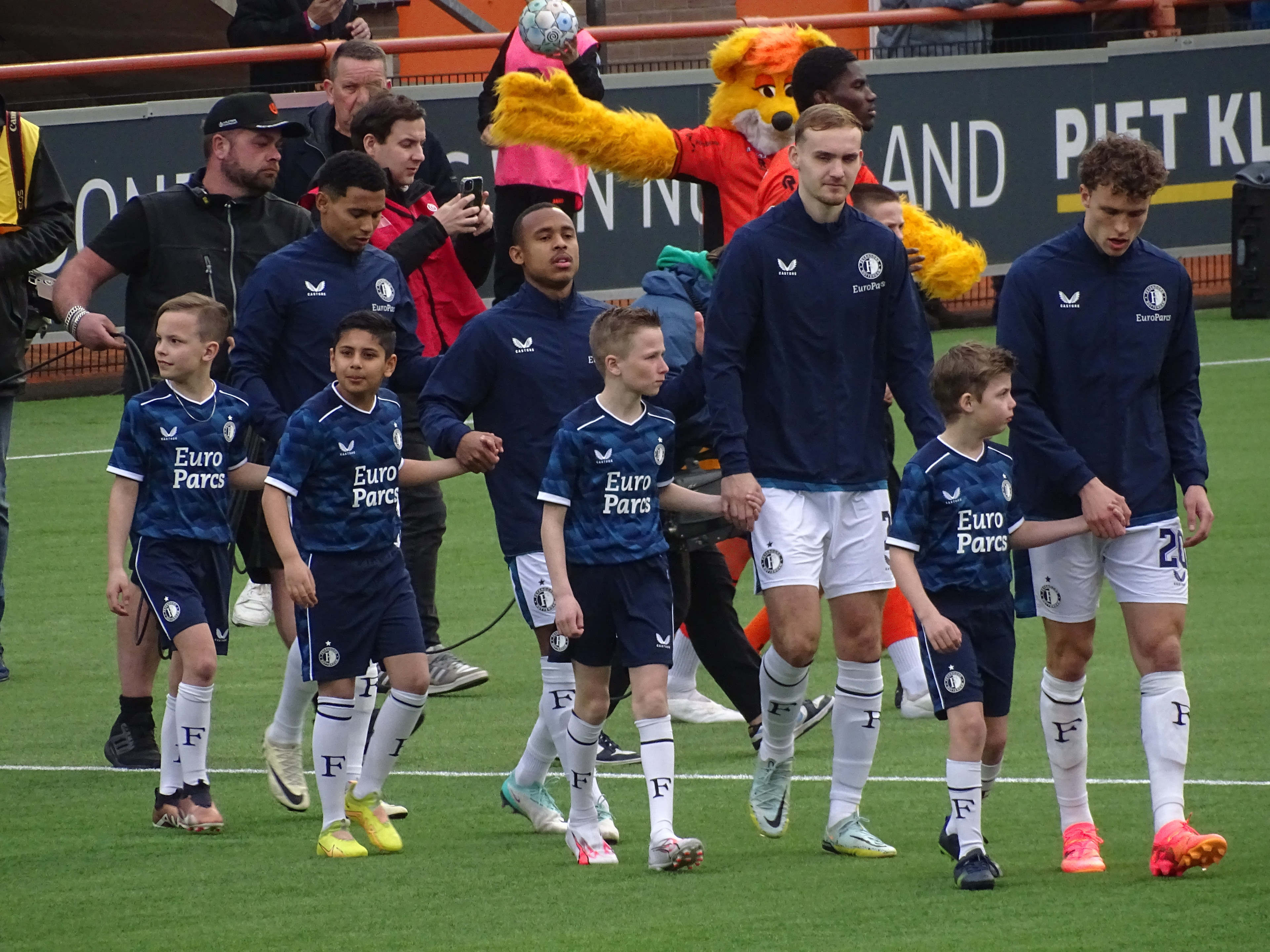 fc-volendam-feyenoord-0-0-04-04-2024-jim-breeman-sports-photography-17