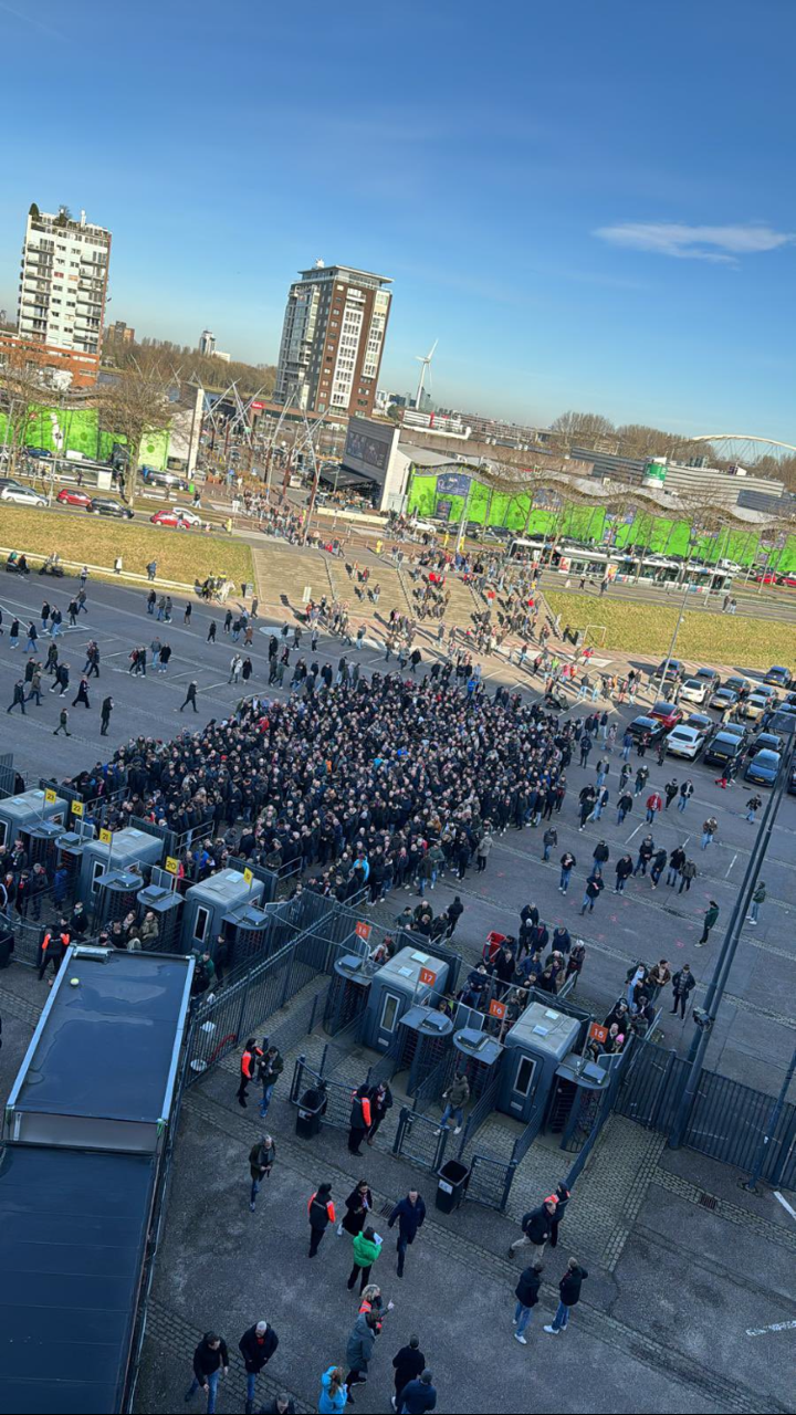 Stadiondirecteur: “We hebben geen wachtrijen en zelfscan is geen verbetering”