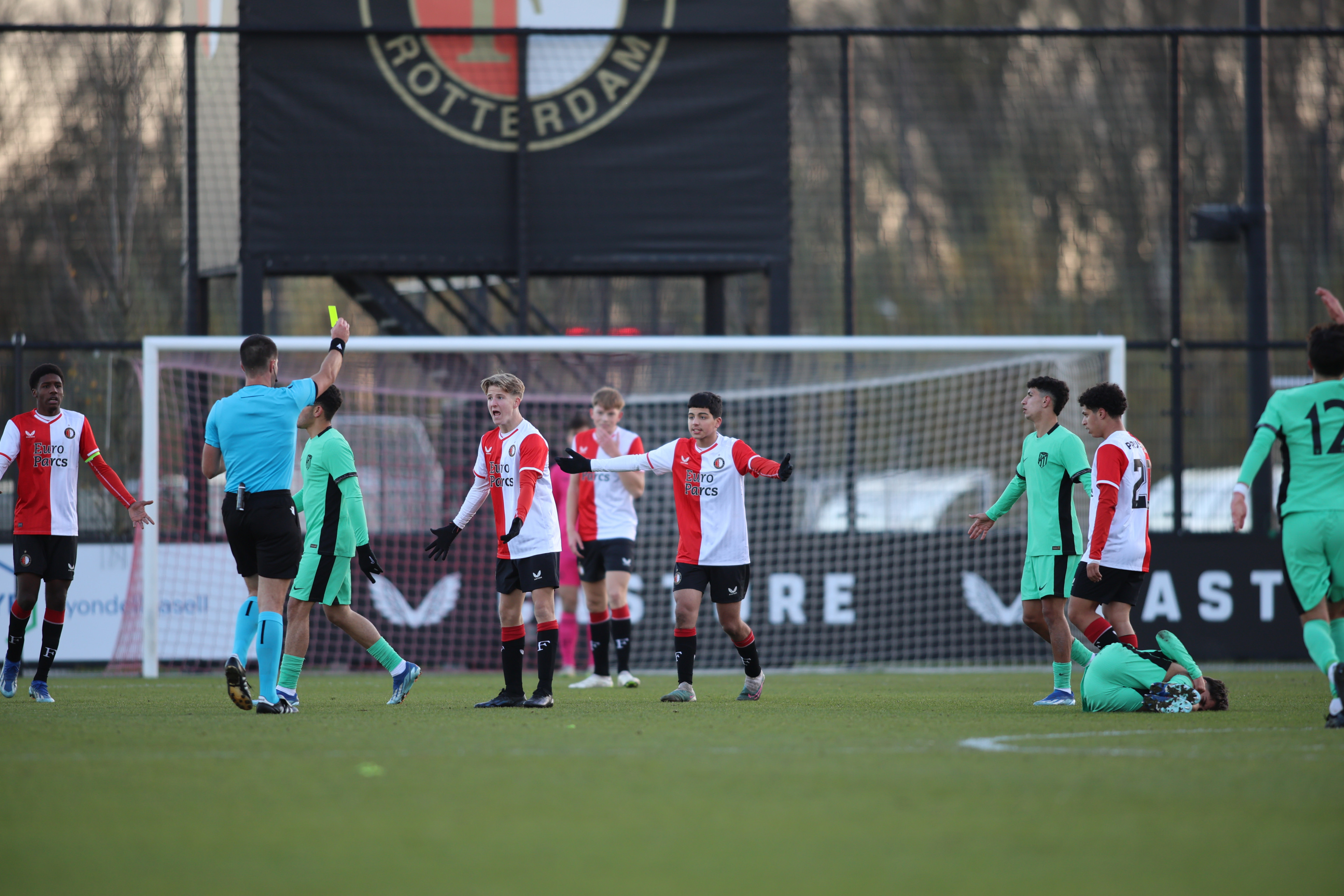 feyenoord-o19-atletico-madrid-o19-0-1-jim-breeman-sports-photography-130