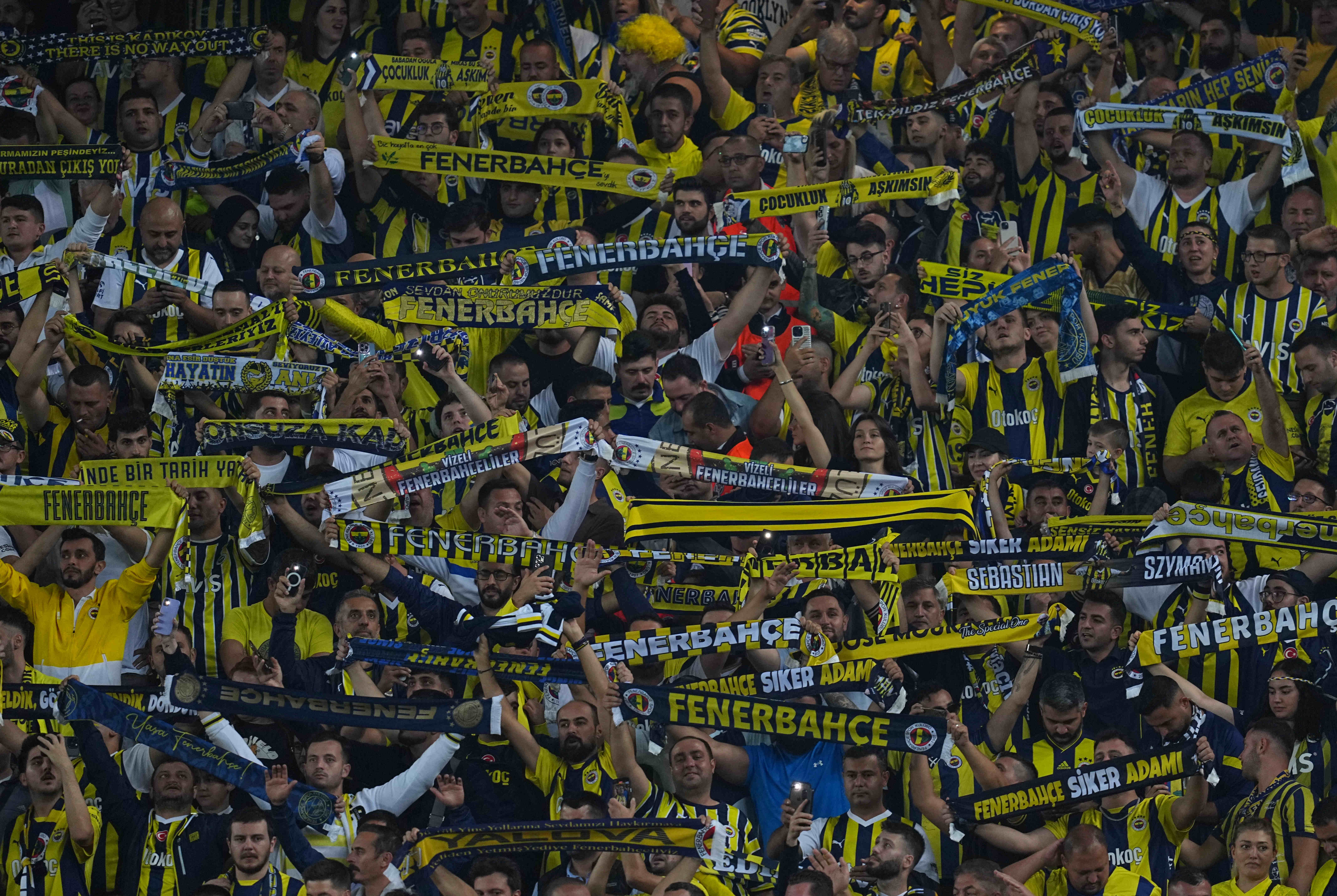 Silvers krijgen de kans: nog 1490 kaarten voor Fenerbahçe-uit