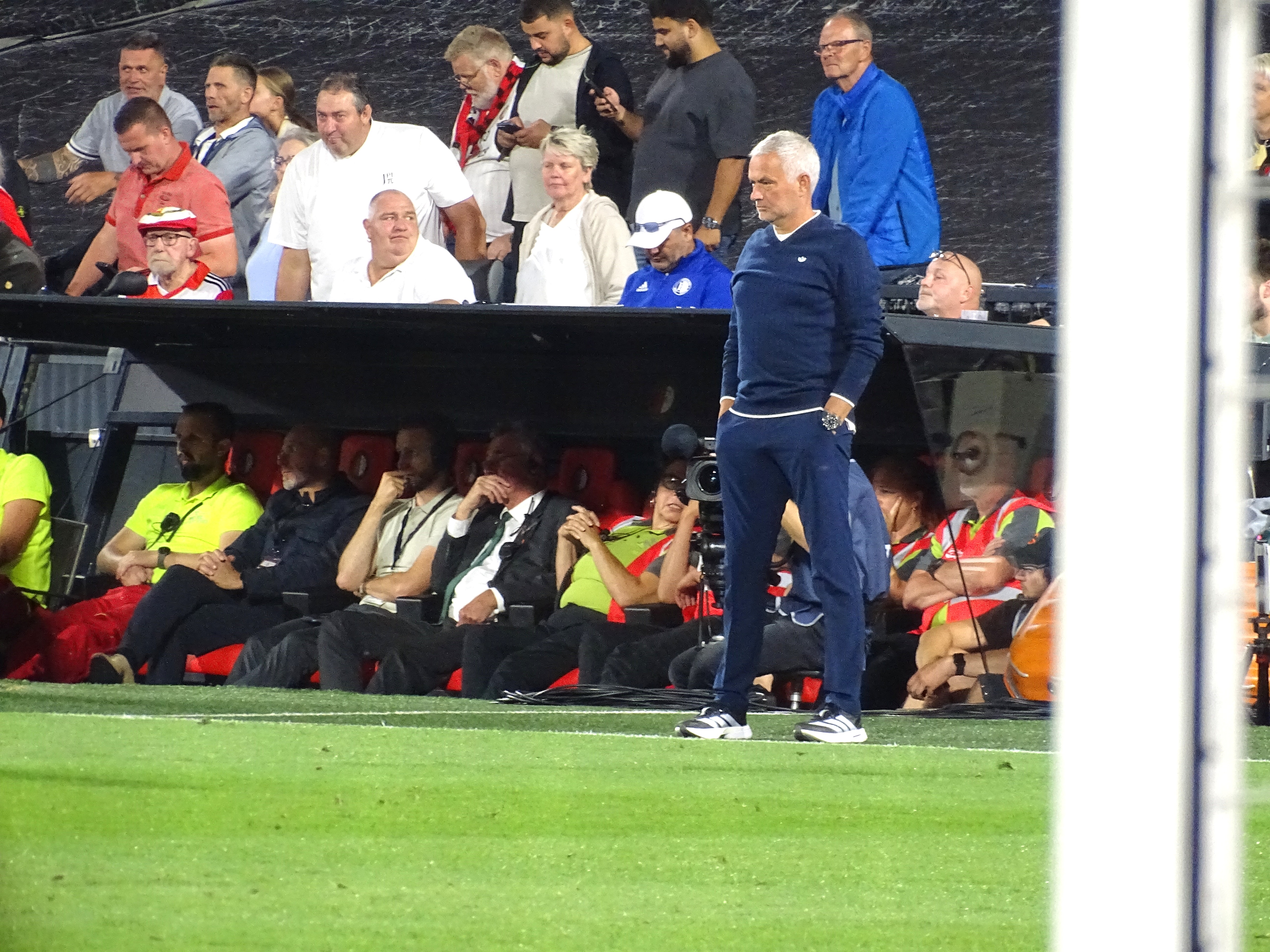 jose-mourinho-coach-of-fenerbache-jim-breeman-sports-photography