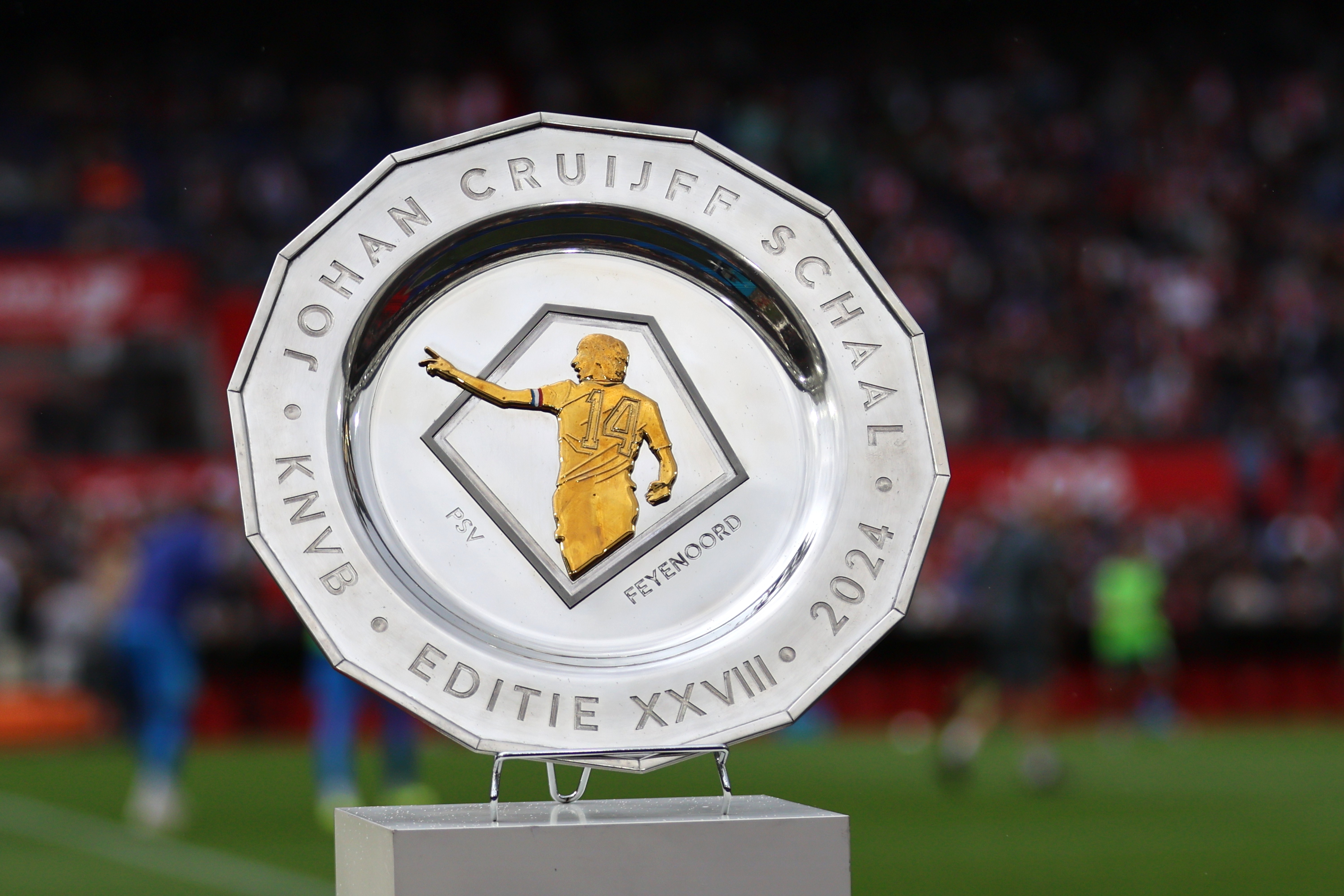 santiago-gimenez-farewell-at-feyenoord-jim-breeman-sports-photography-4