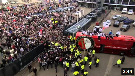 HISTORY: Onthaal van de spelers bij De Kuip (2012)