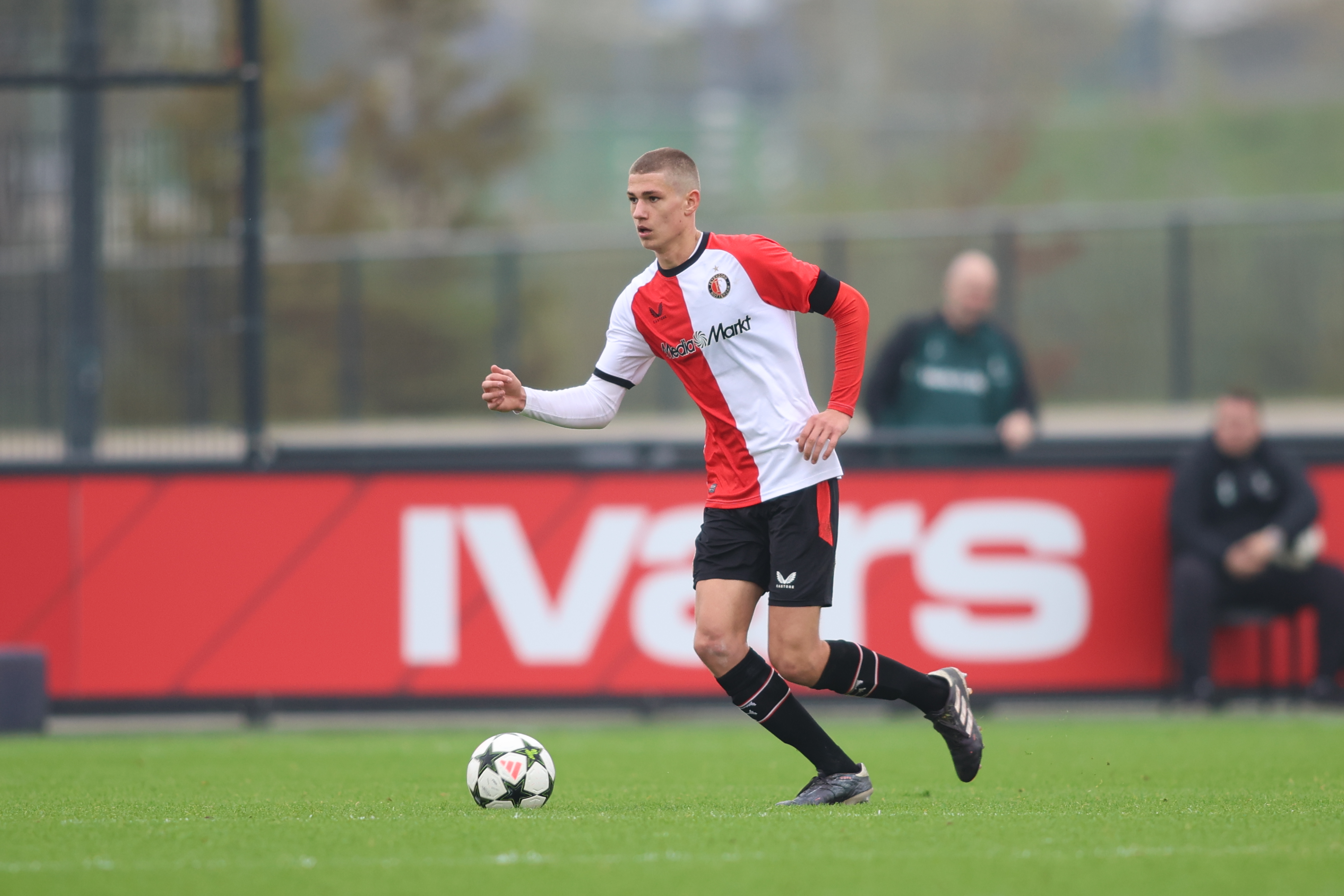 feyenoord-o19-fc-salzburg-o19-2-2-jim-breeman-sports-photography-149