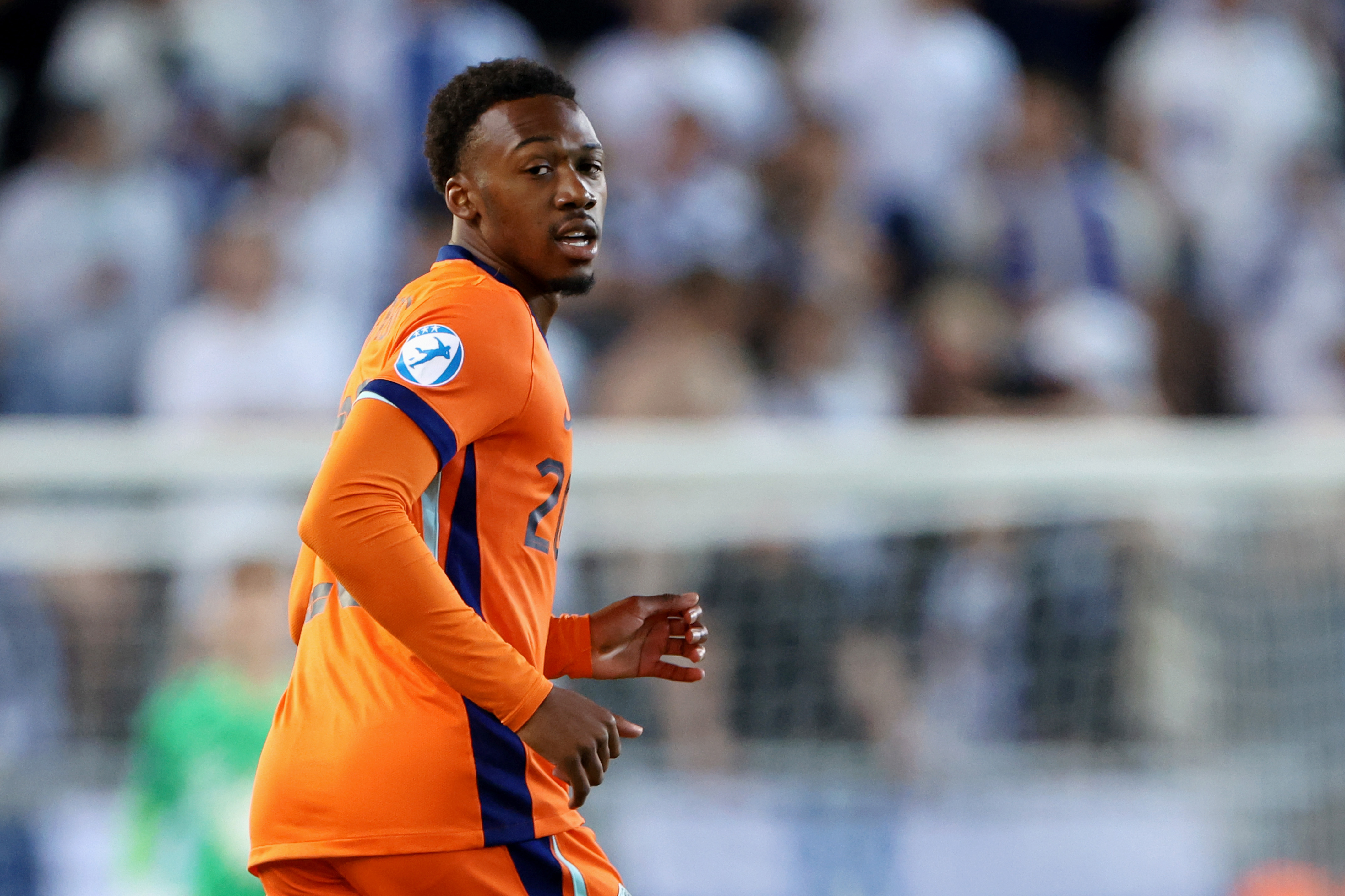 Milambo en Kasanwirjo in de basis bij Jong Oranje voor halve finale