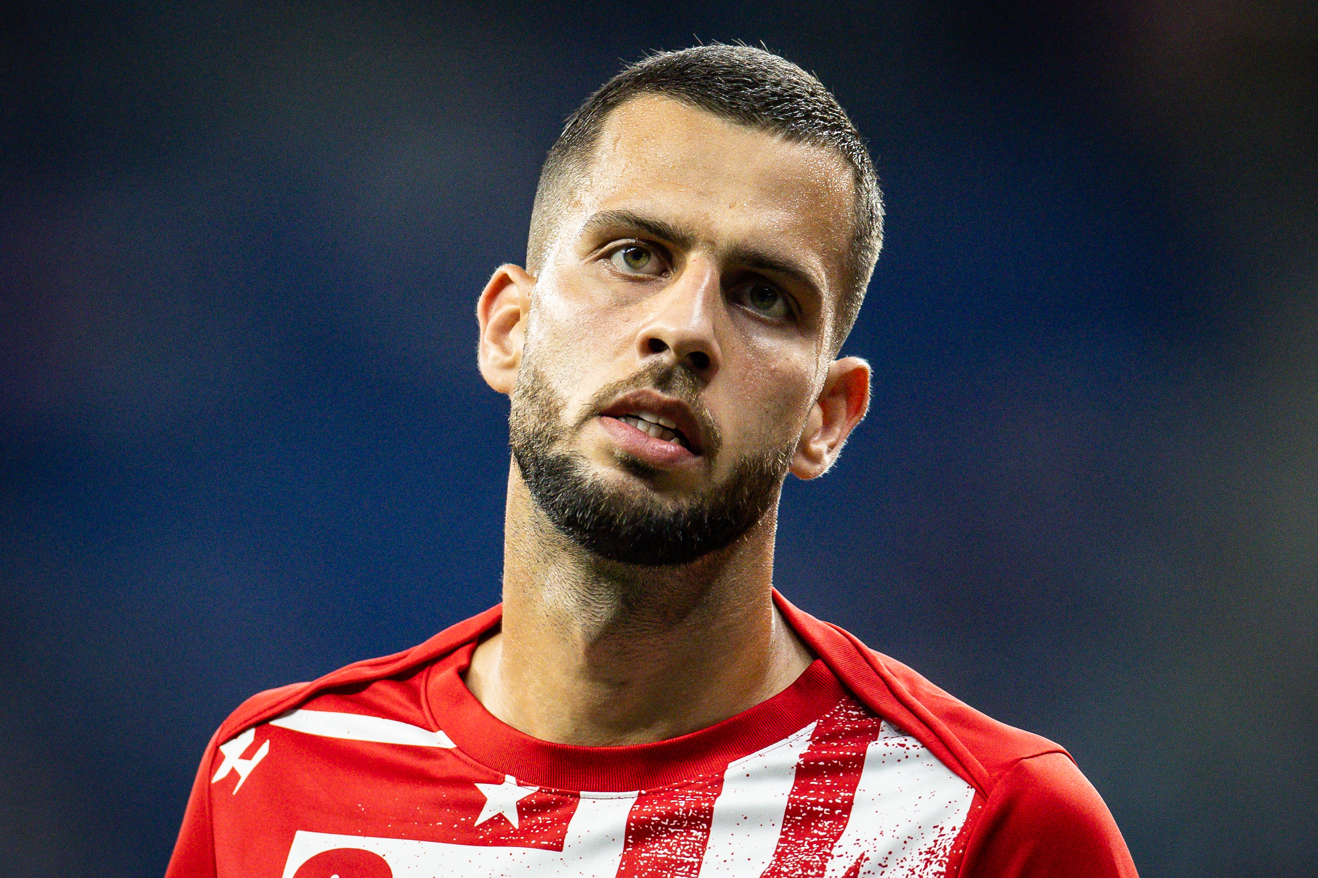 Hancko onthult mega-aanbieding van Al-Nassr: "Daarvoor moet ik twintig jaar bij Atlético spelen"