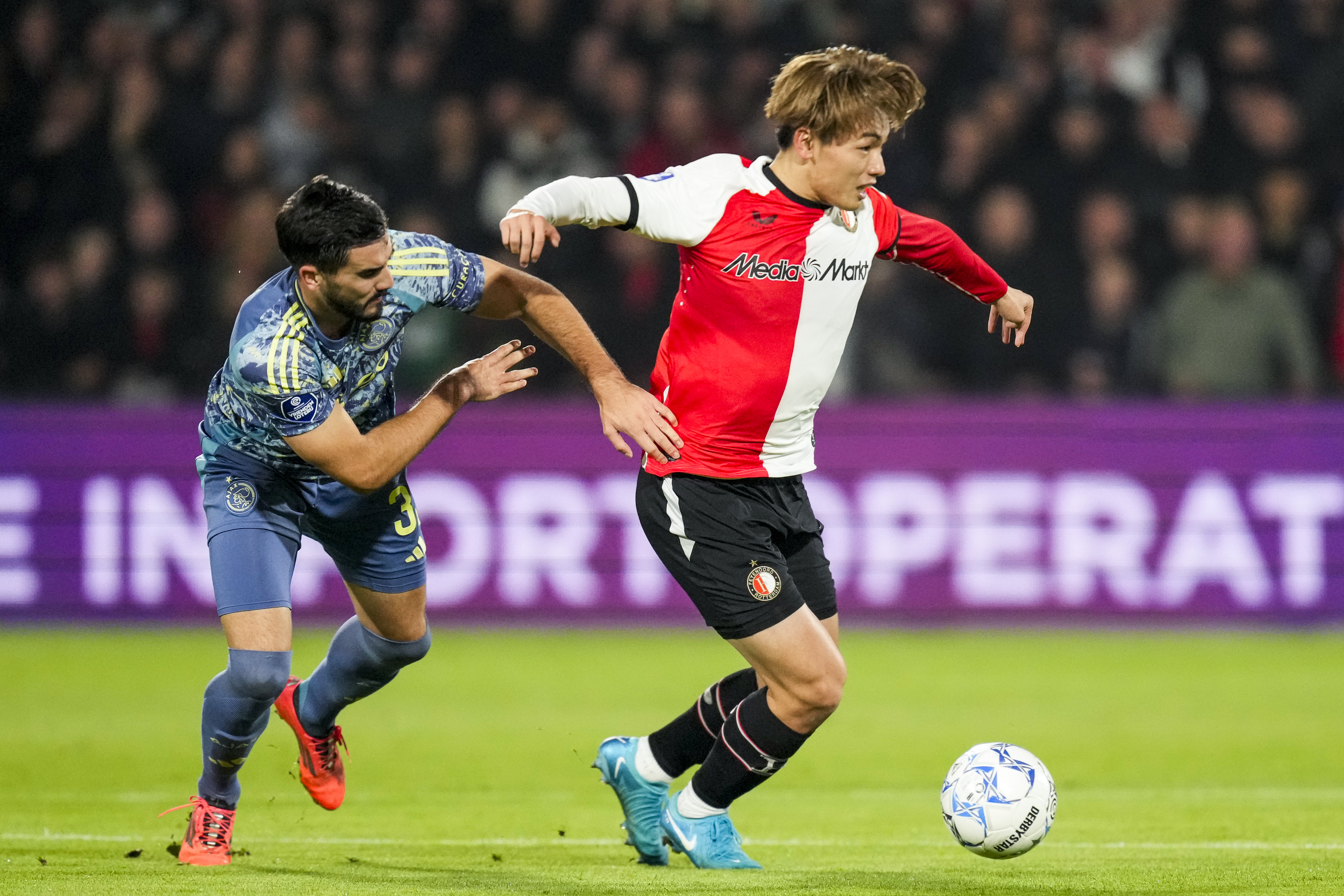 LIVE • Feyenoord - Ajax • 0-2 [2H]