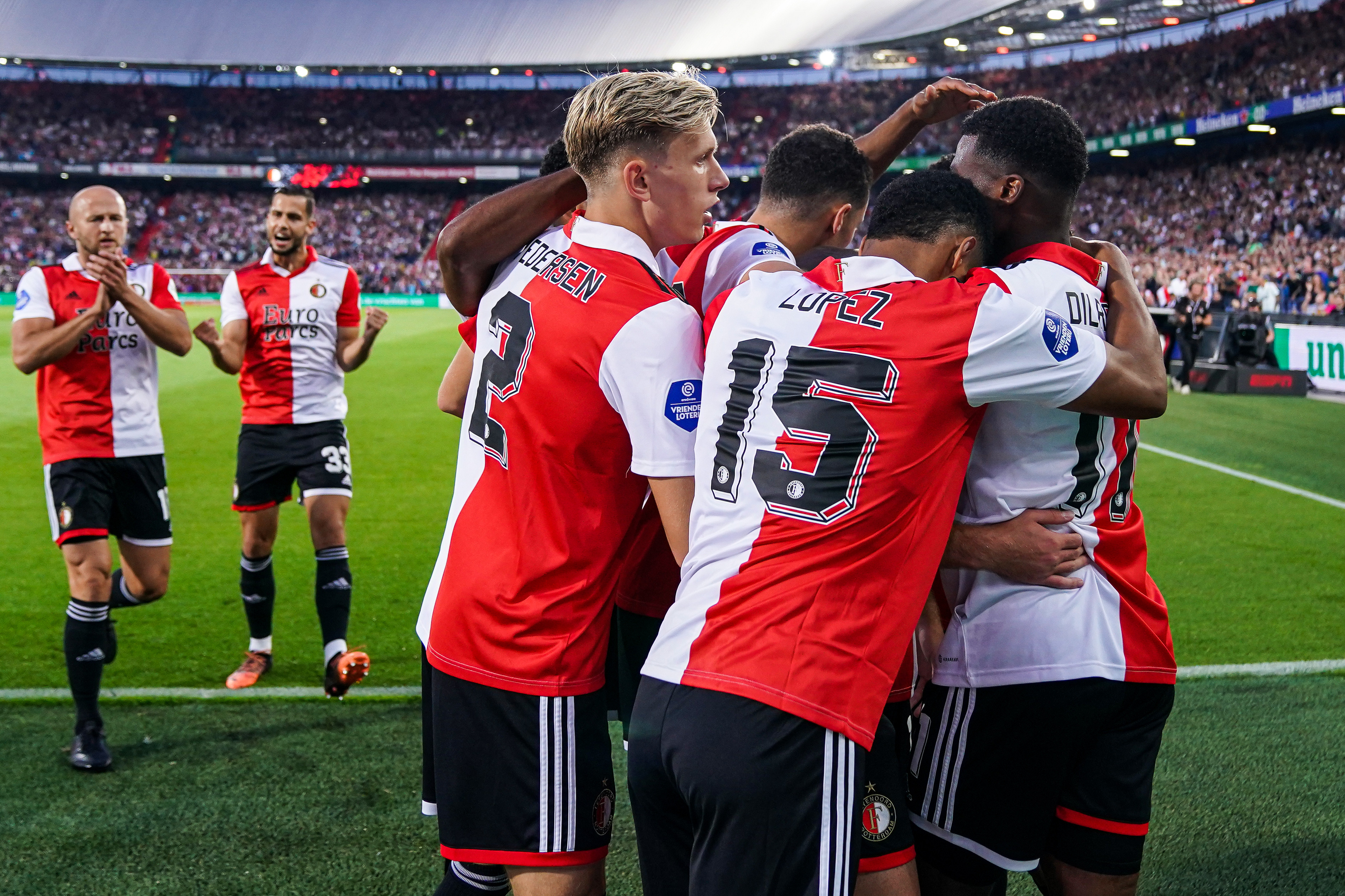 Feyenoord volgens de statistieken huizenhoog titelfavoriet