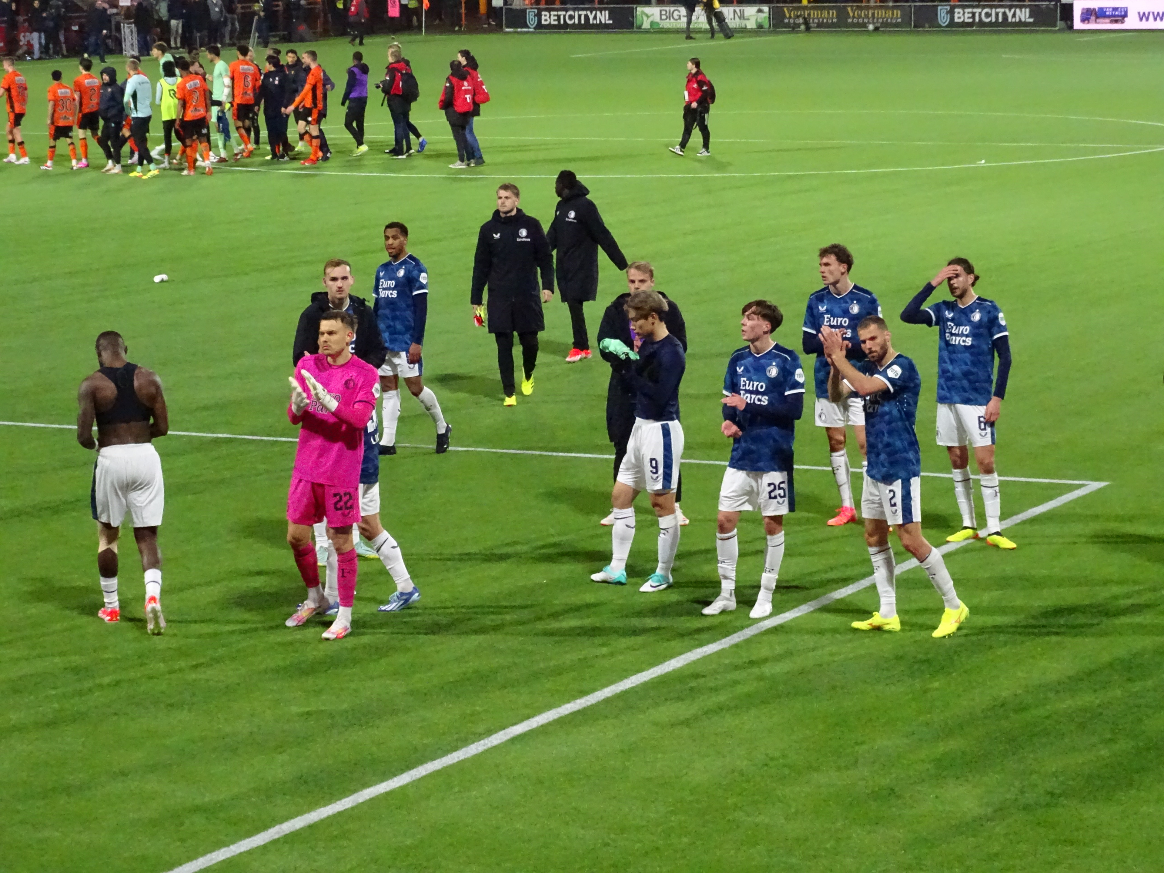 fc-volendam-feyenoord-0-0-04-04-2024-jim-breeman-sports-photography-40