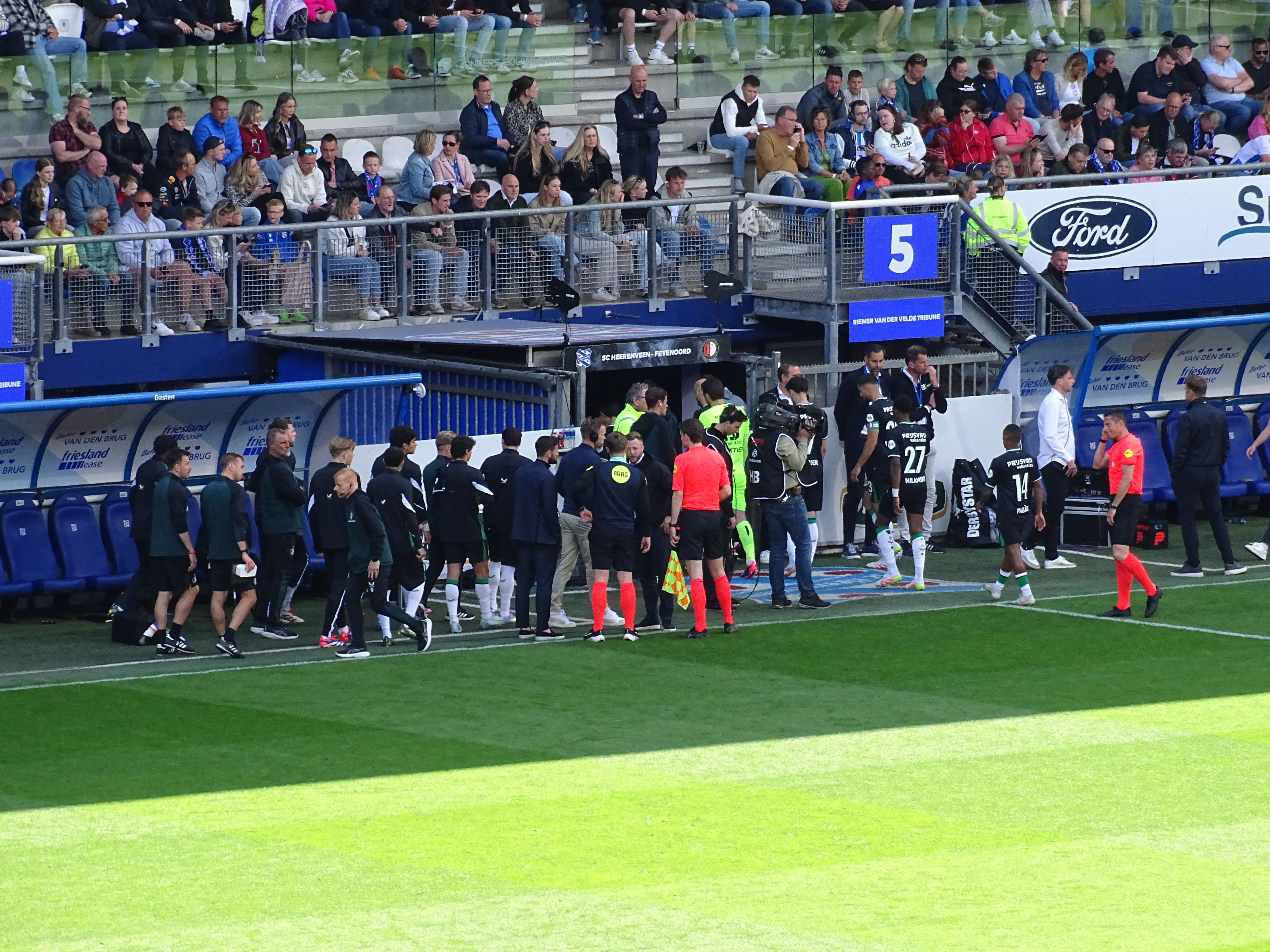 sc-heerenveen-feyenoord-2-0-jim-breeman-sports-photography-49