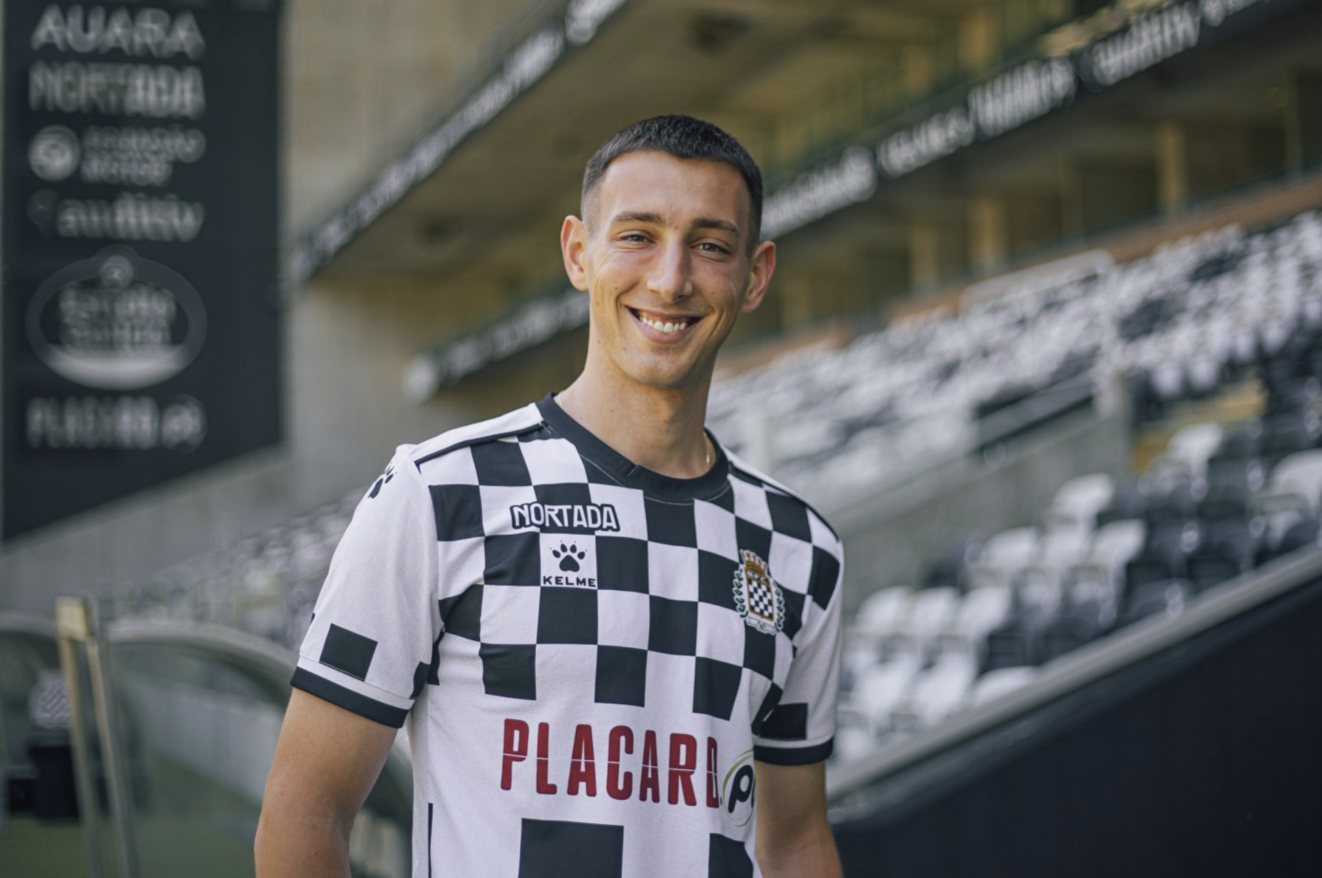 Boavista bevestigt transfer Boženík