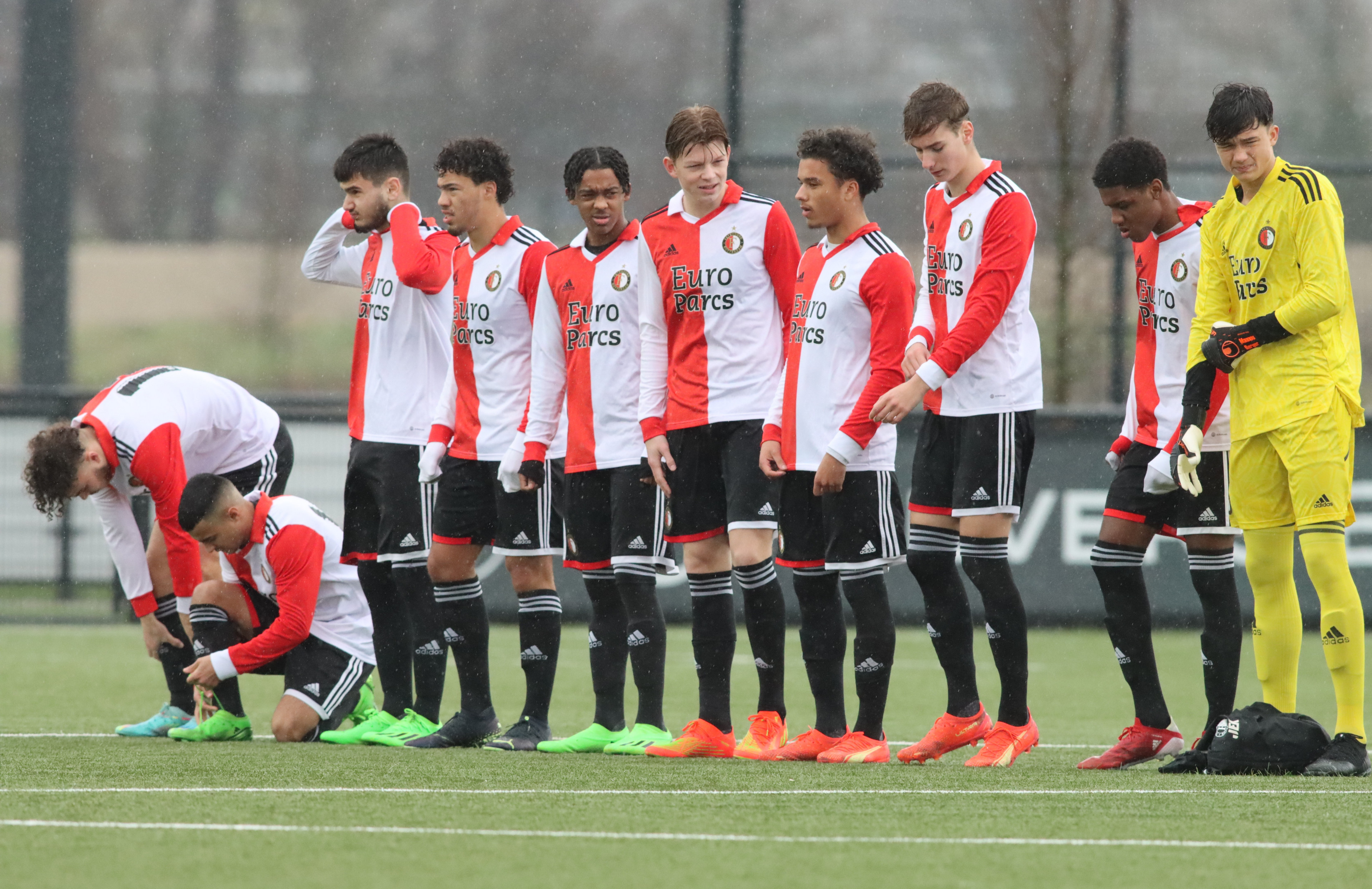Zoon Marino Pusic gaat eerste contract tekenen