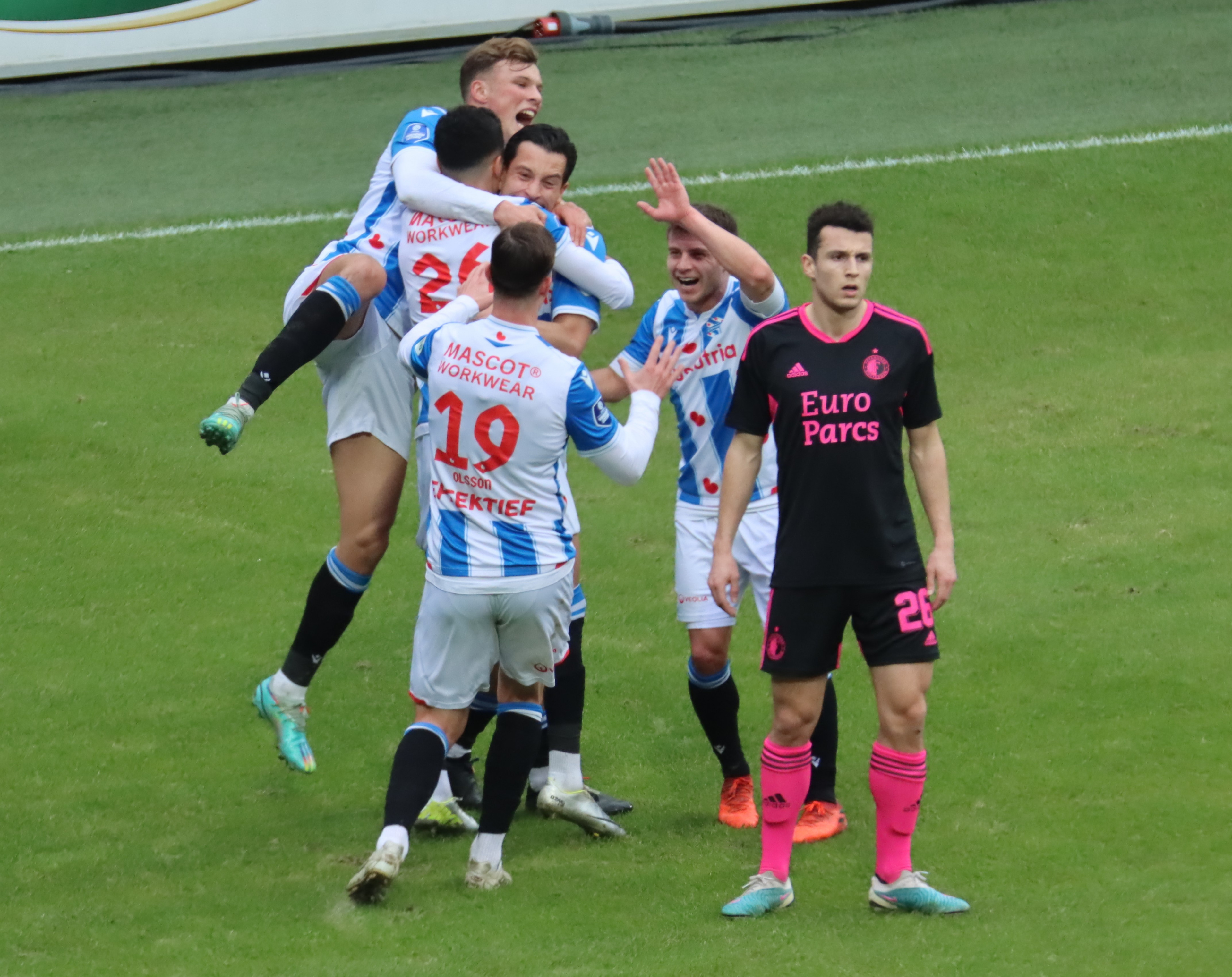 sc-heerenveen-feyenoord-1-2-jim-breeman-sports-photography-20