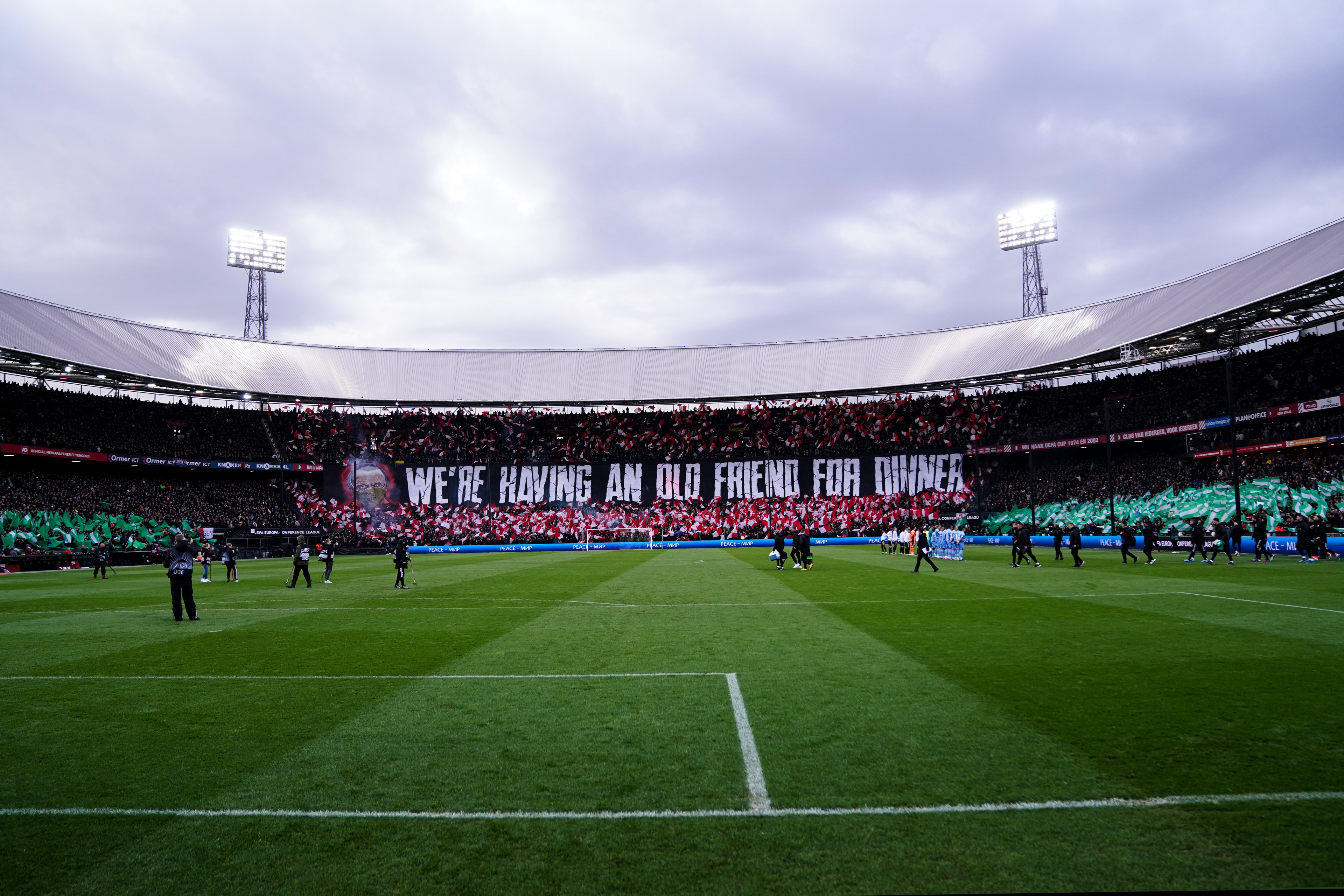 Feyenoord stopt met de Feyenoord Supportersbussen [UPDATE]
