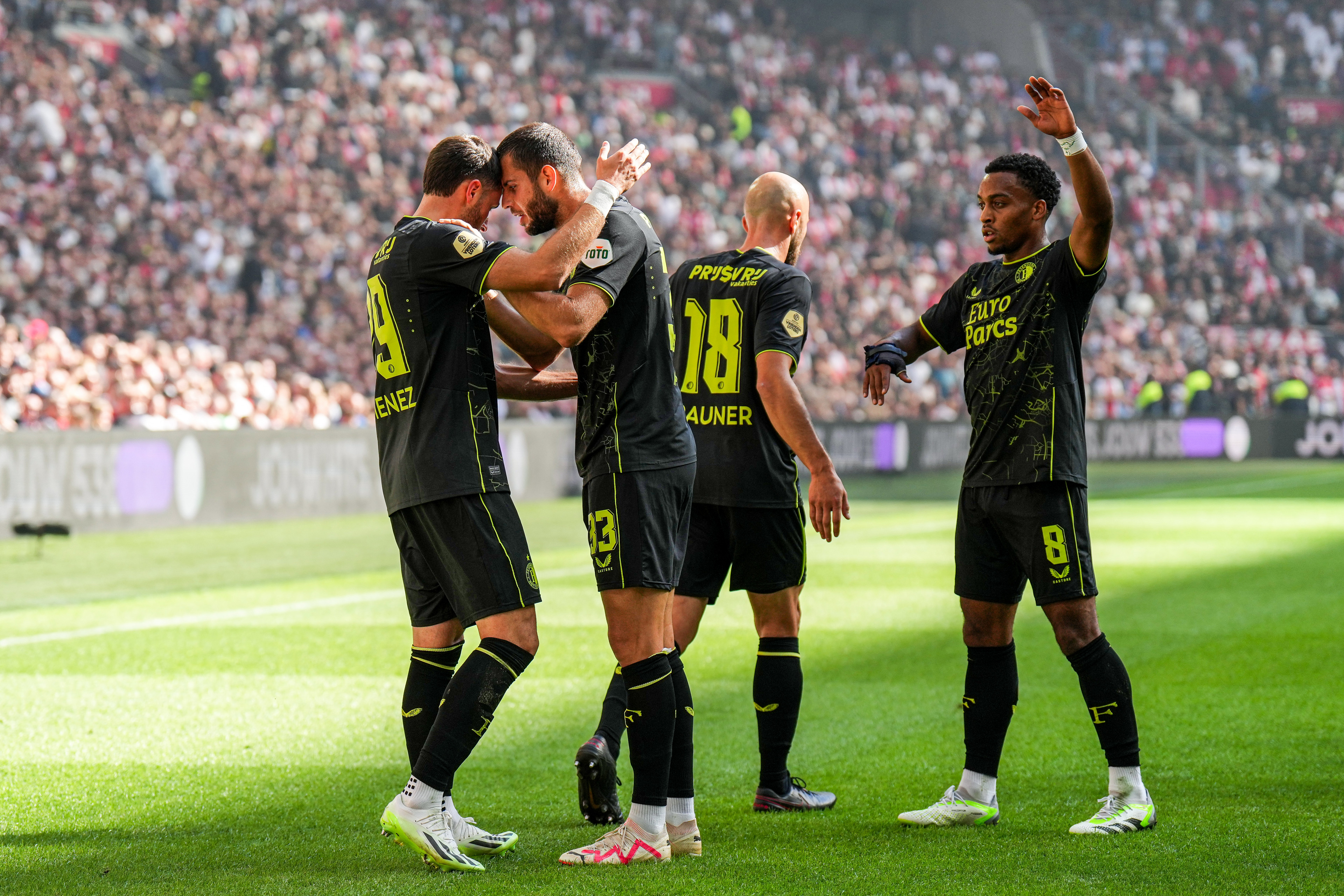 Beoordeel de spelers voor de wedstrijd Ajax - Feyenoord (0-4)