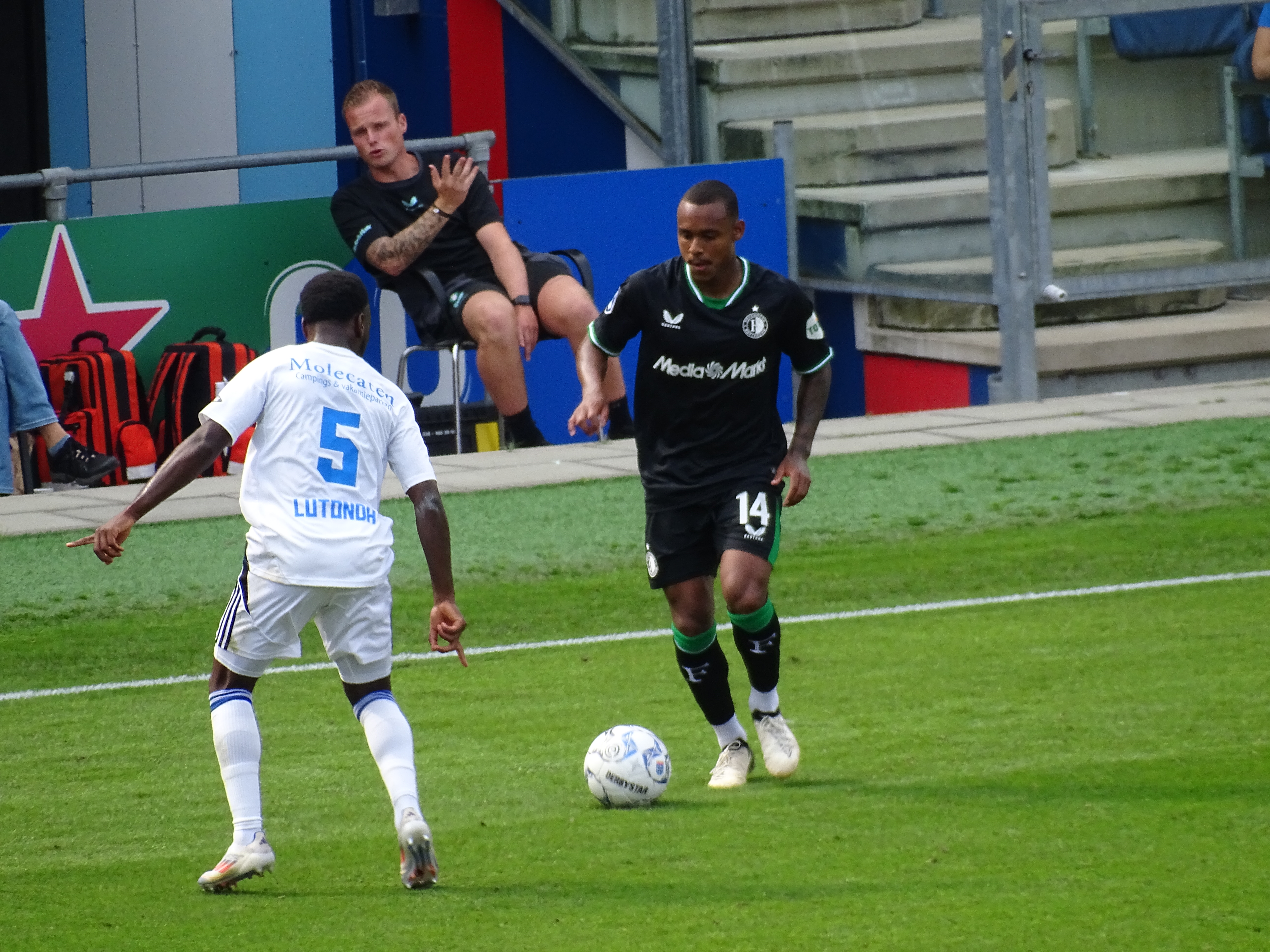 pec-zwolle-feyenoord-1-5-jim-breeman-sports-photography-19