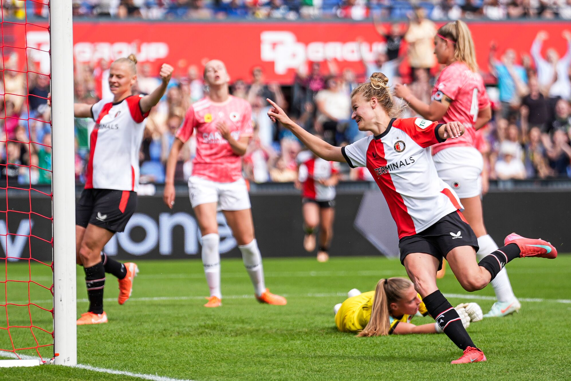 De Graaf verlengt tot medio 2027