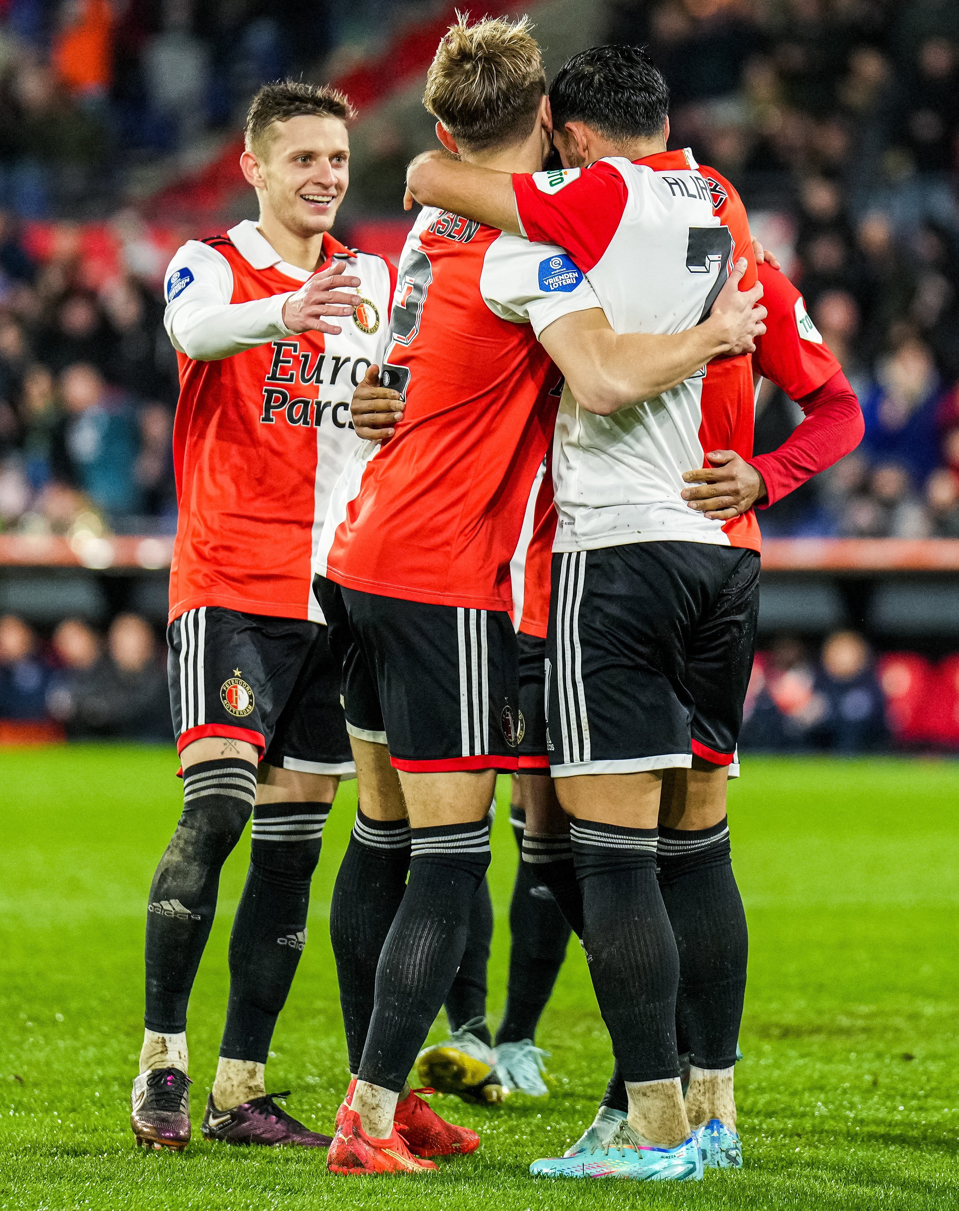 Feyenoord - PEC Zwolle • [3-1]