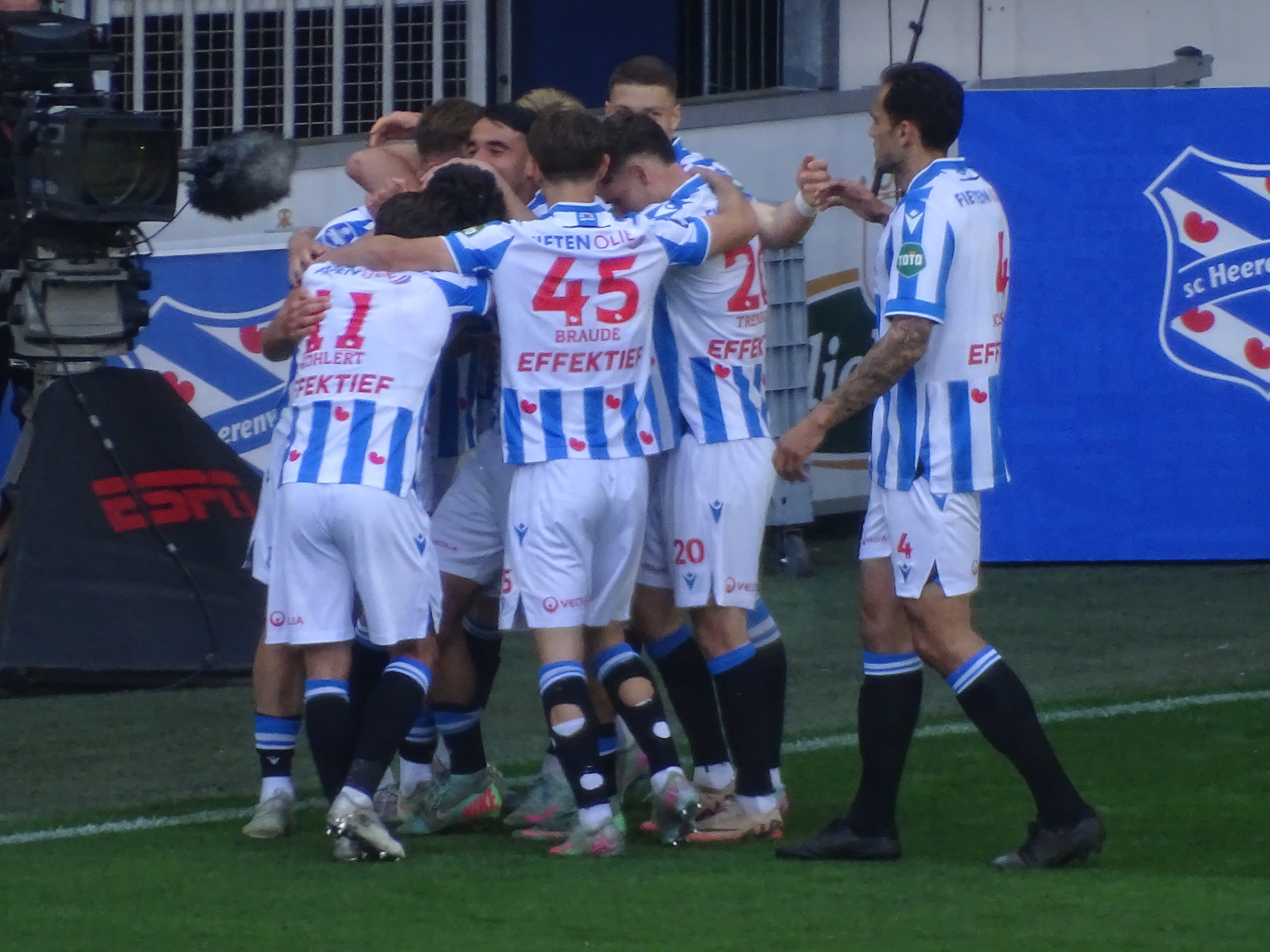 sc-heerenveen-feyenoord-2-0-jim-breeman-sports-photography-30