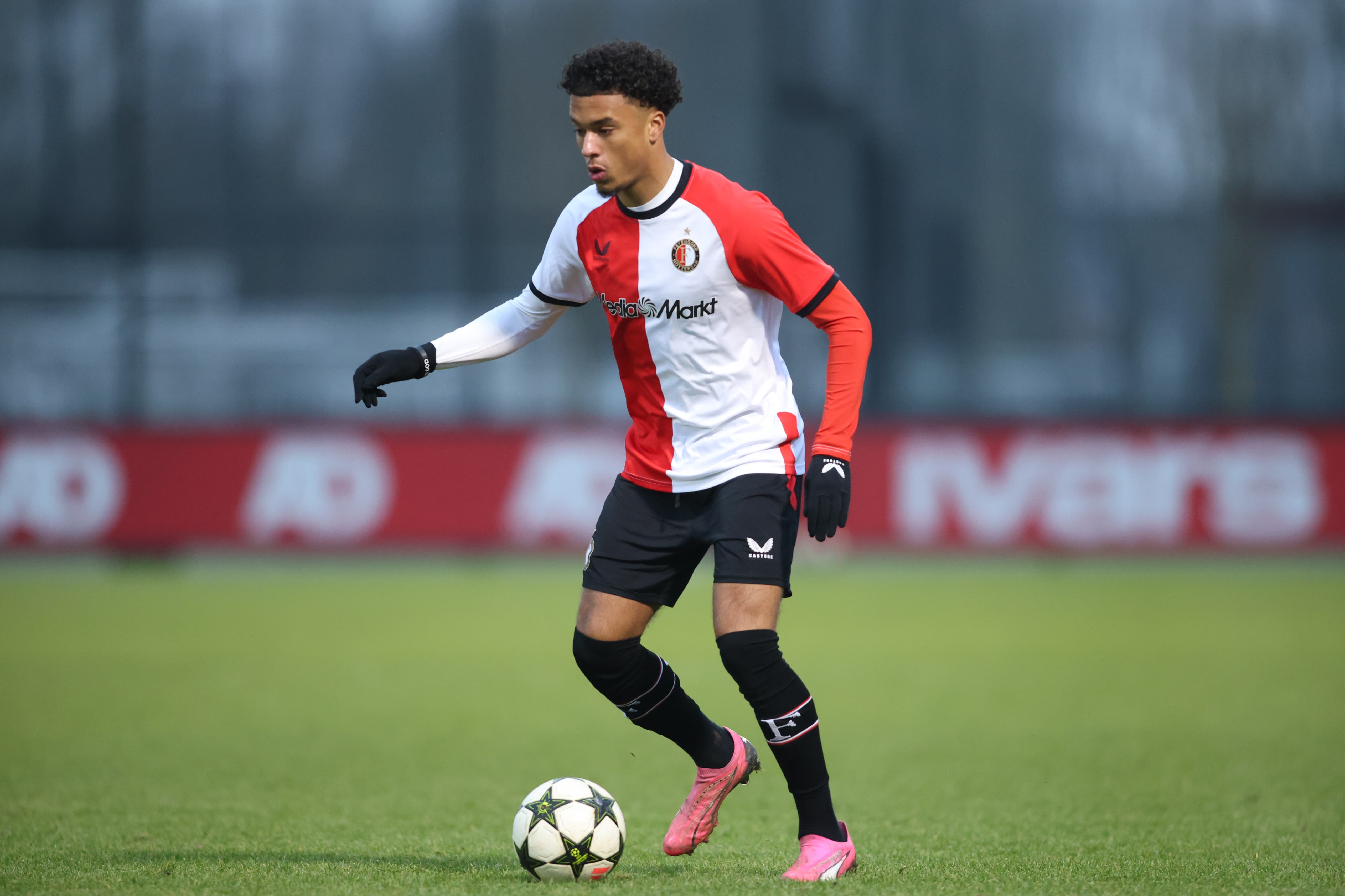 Feyenoord sluit Youth League winnend af met zege op Sparta Praag O19