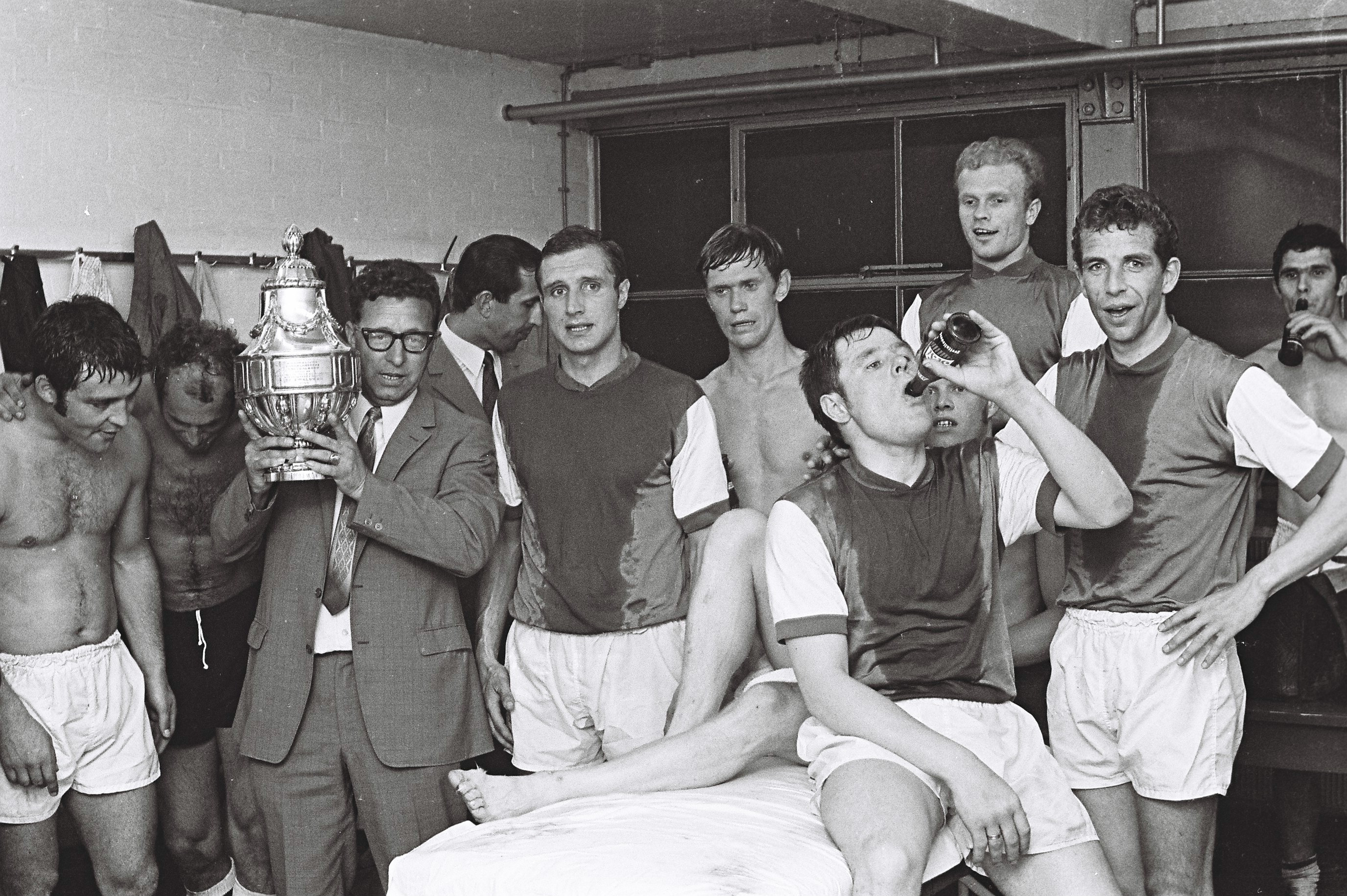 Trophy Day [UNIEKE FOTO'S] • Feyenoord wint de KNVB Beker na een replay tegen PSV (1969)