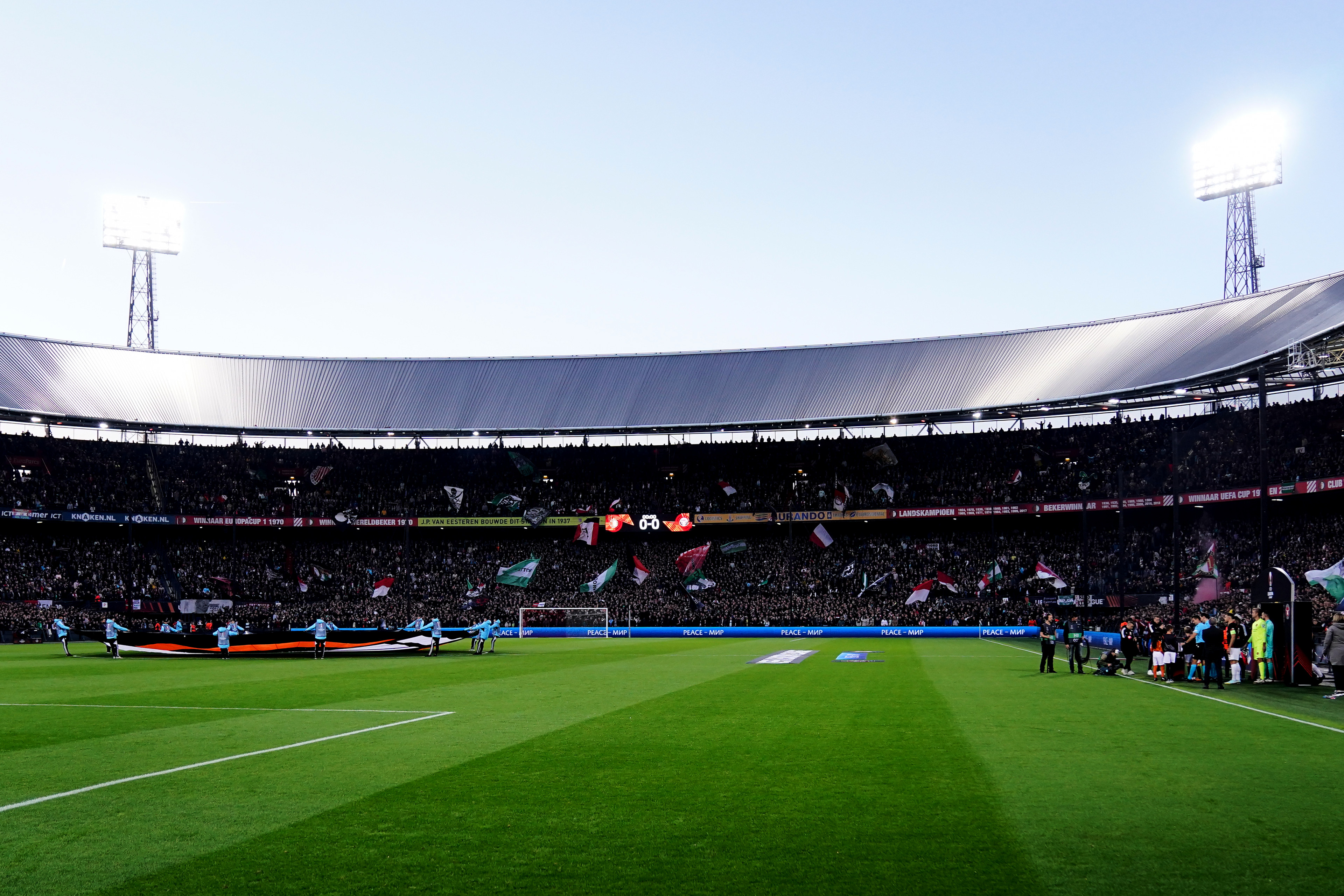Feyenoord ook koploper in veld-klassement