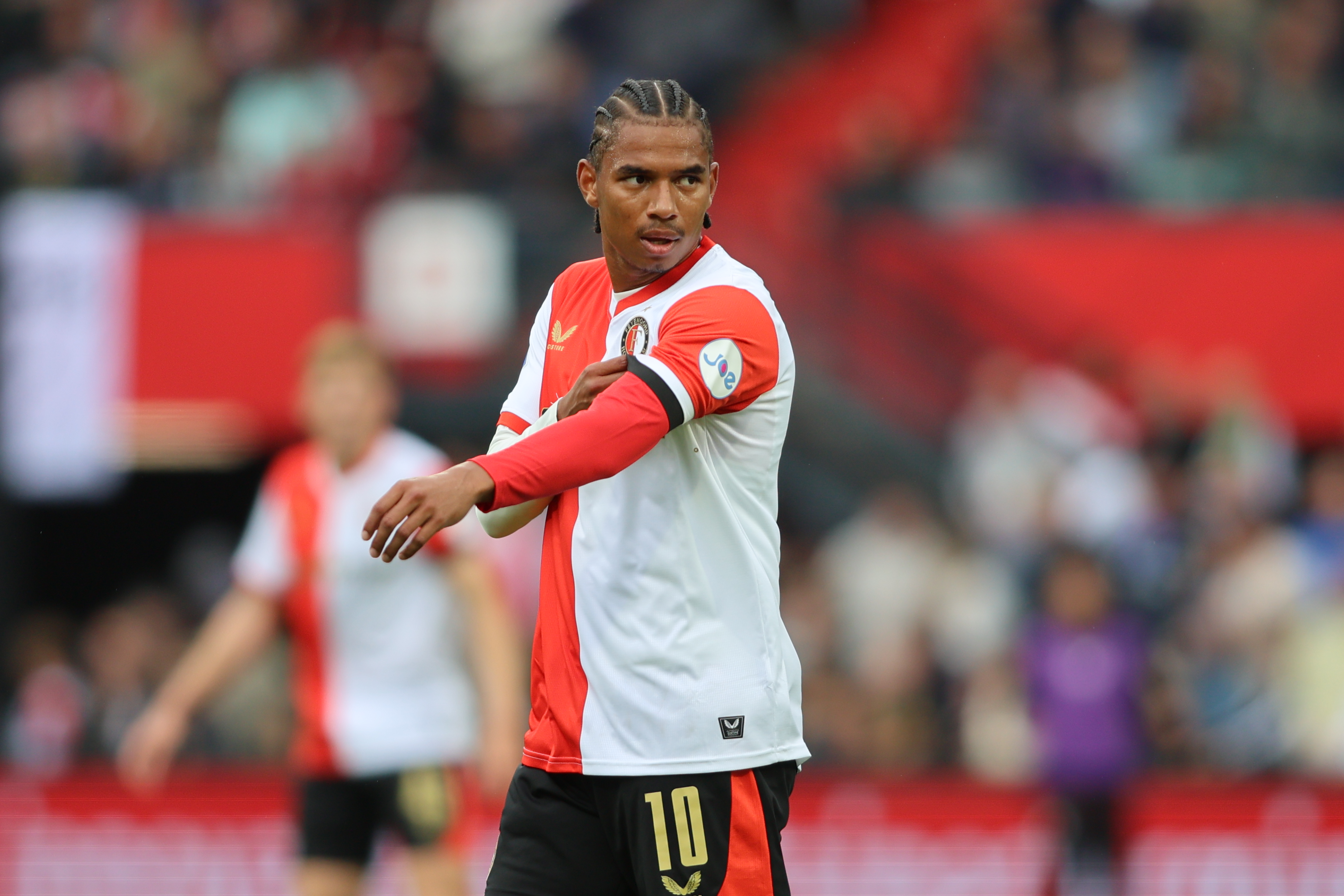 Officieel • Feyenoord verhuurt Stengs aan Pisa SC