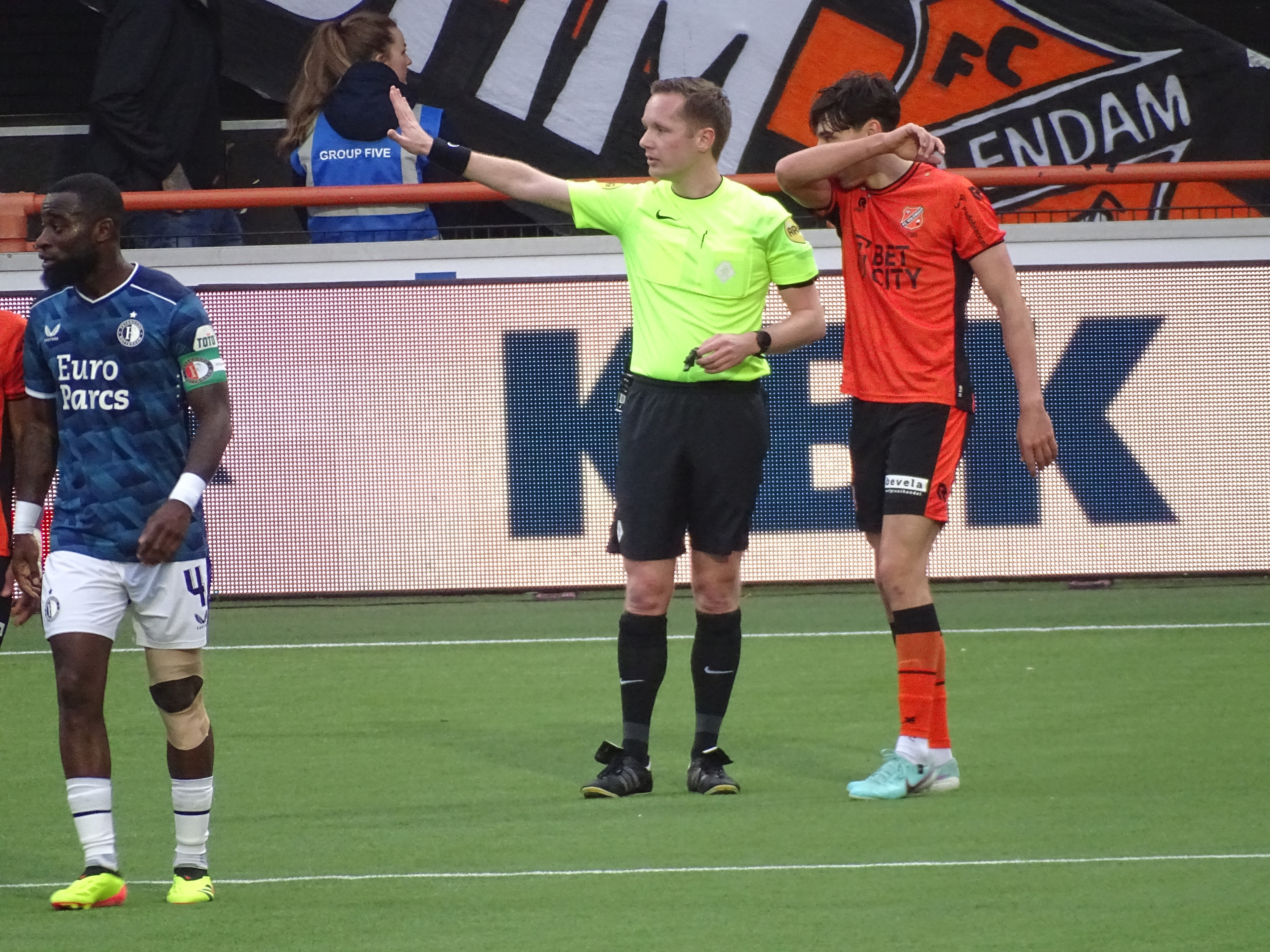 fc-volendam-feyenoord-0-0-04-04-2024-jim-breeman-sports-photography-26
